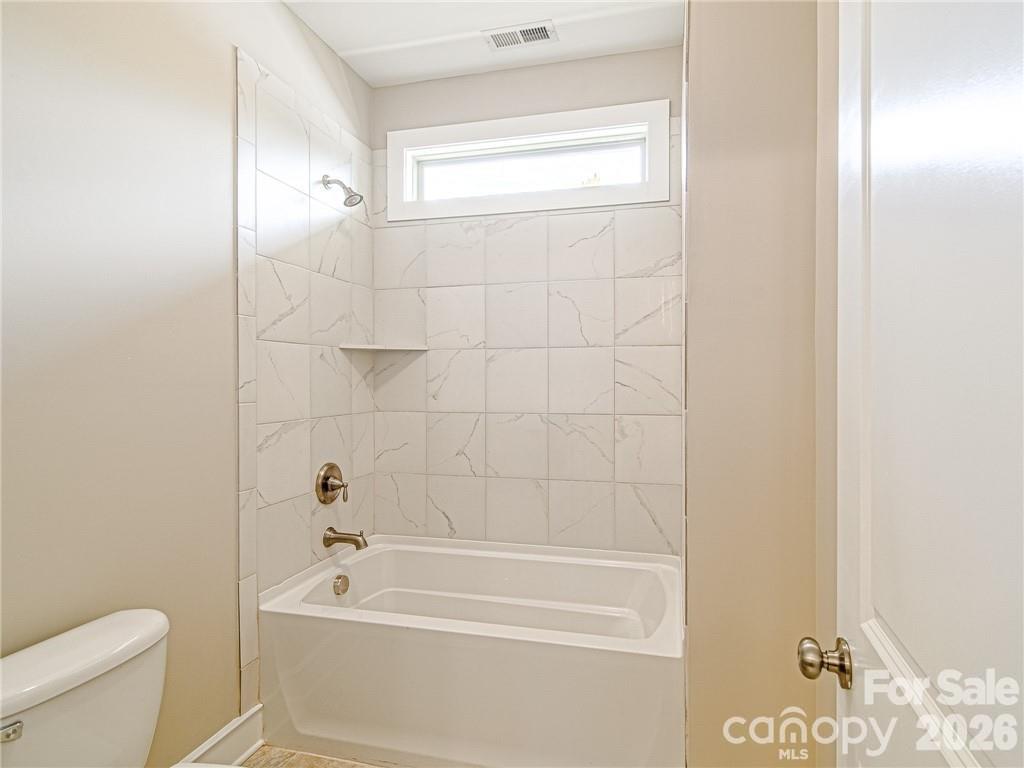 10136 Fairlea Drive Property Photo 20
