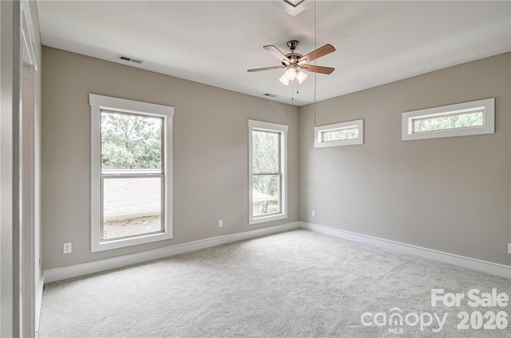 10136 Fairlea Drive Property Photo 21