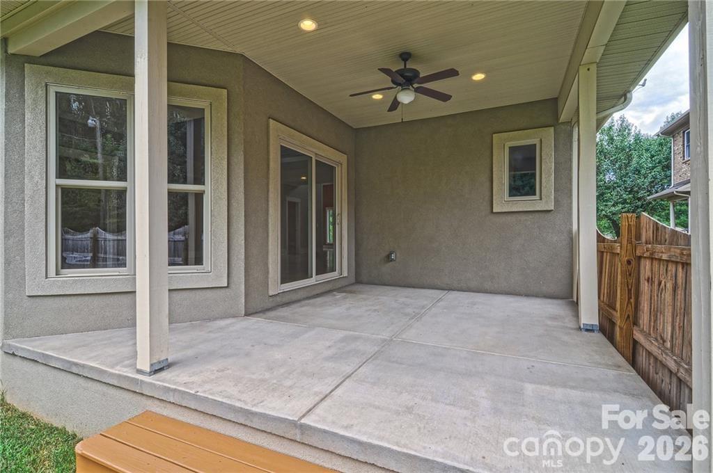10136 Fairlea Drive Property Photo 24