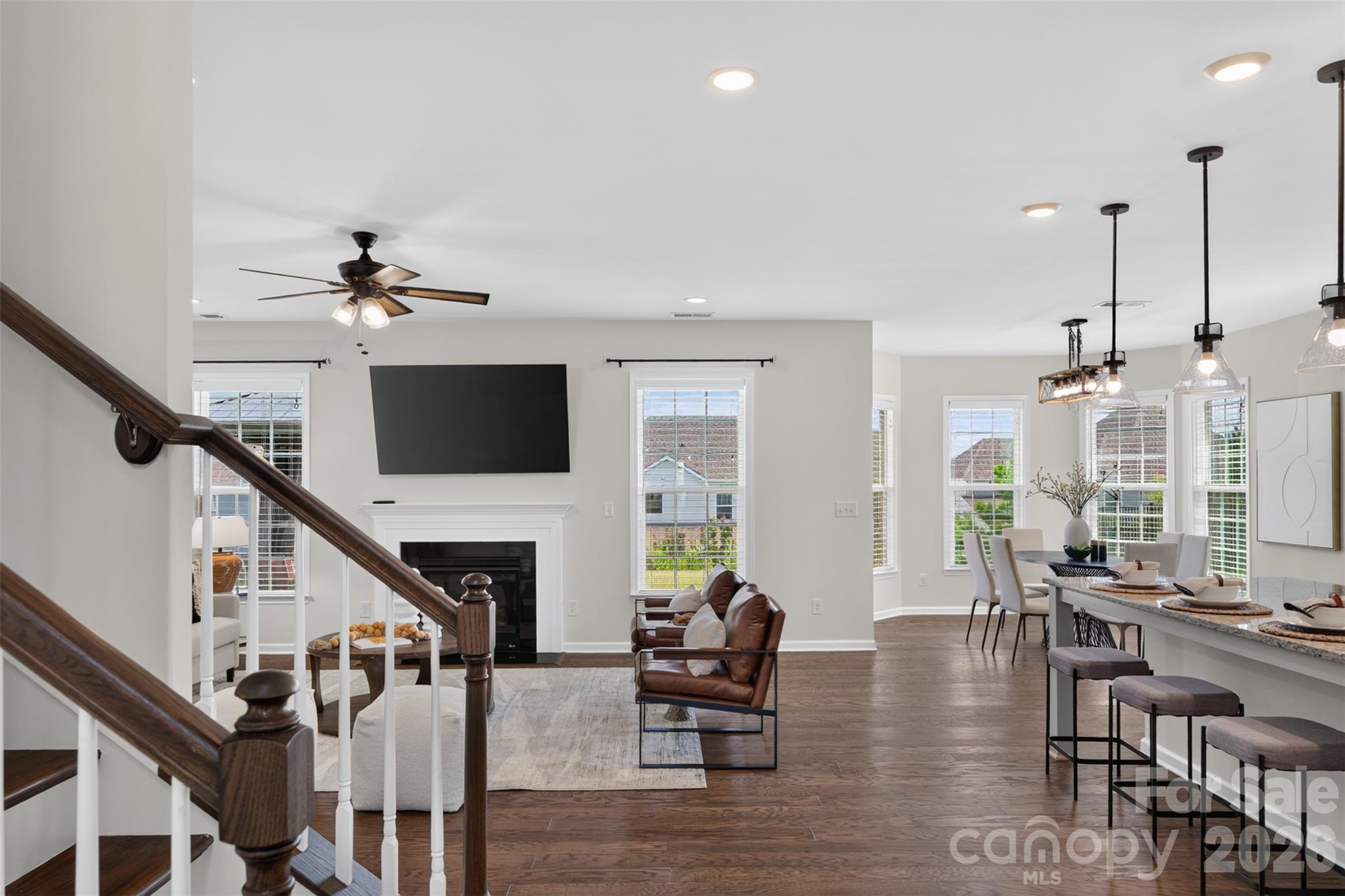 2249 Idol Rock Drive Property Photo 6