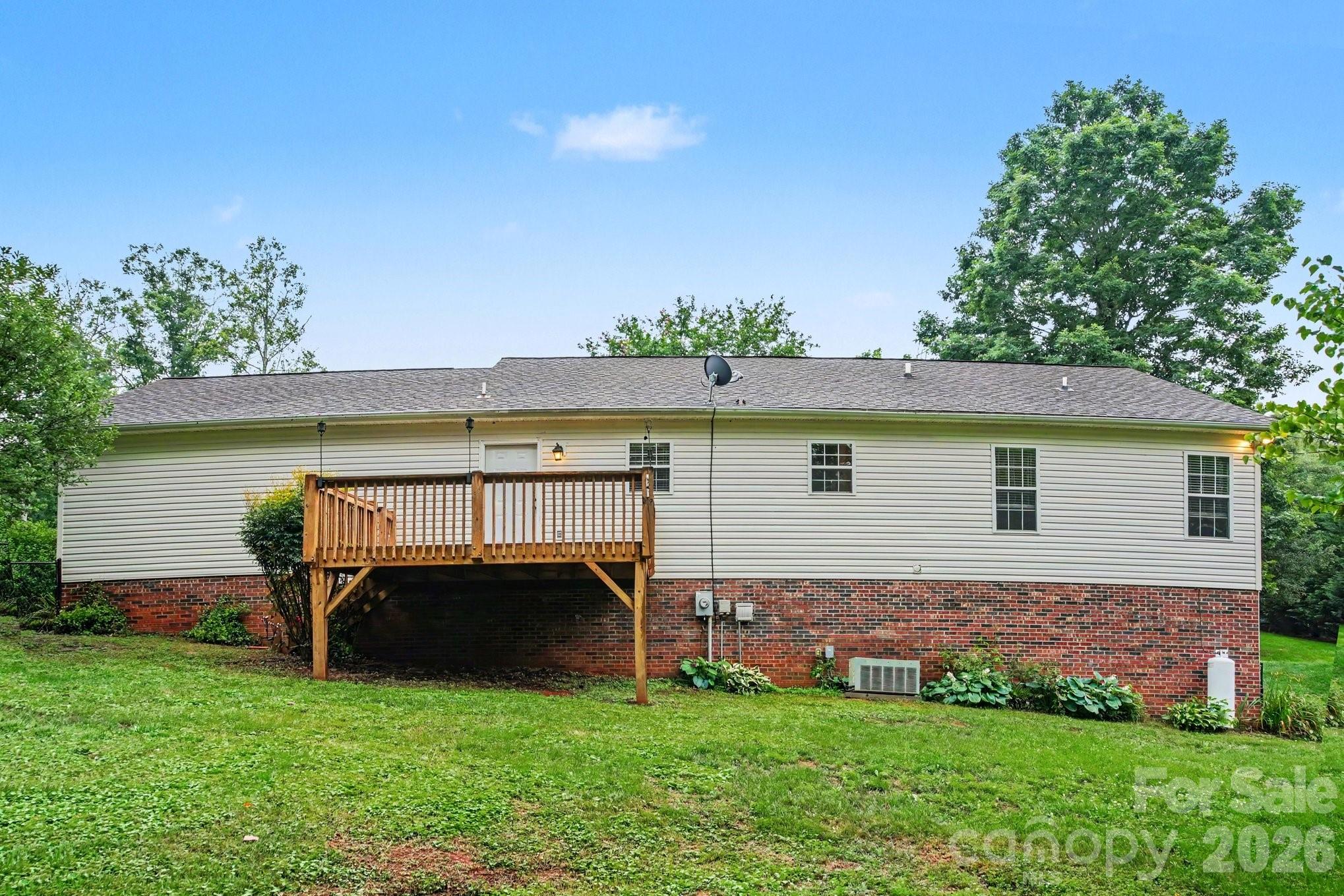 2466 Wilderness Lane Property Photo 5