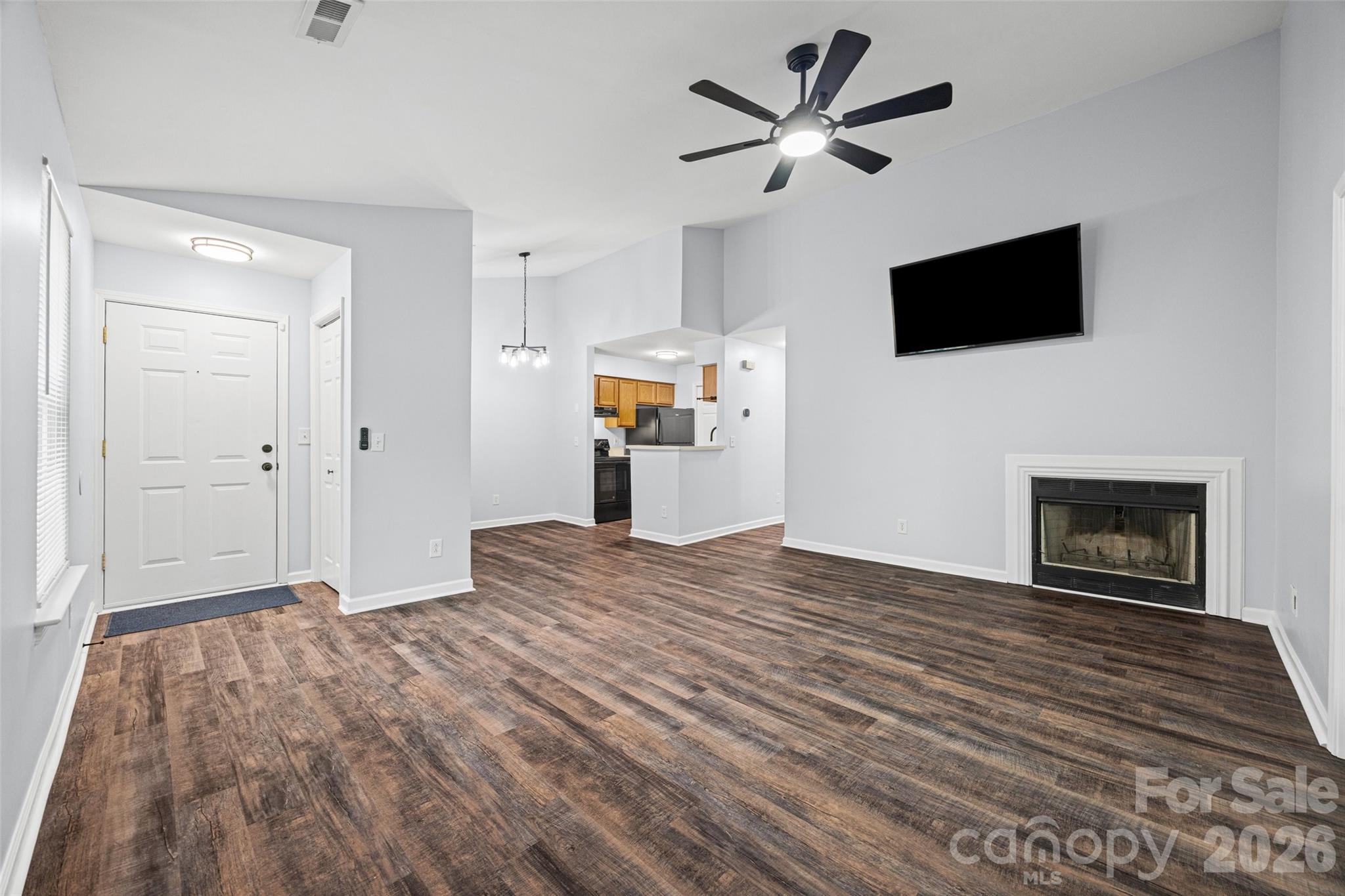 8119 Tremaine Court Unit E Property Photo 17