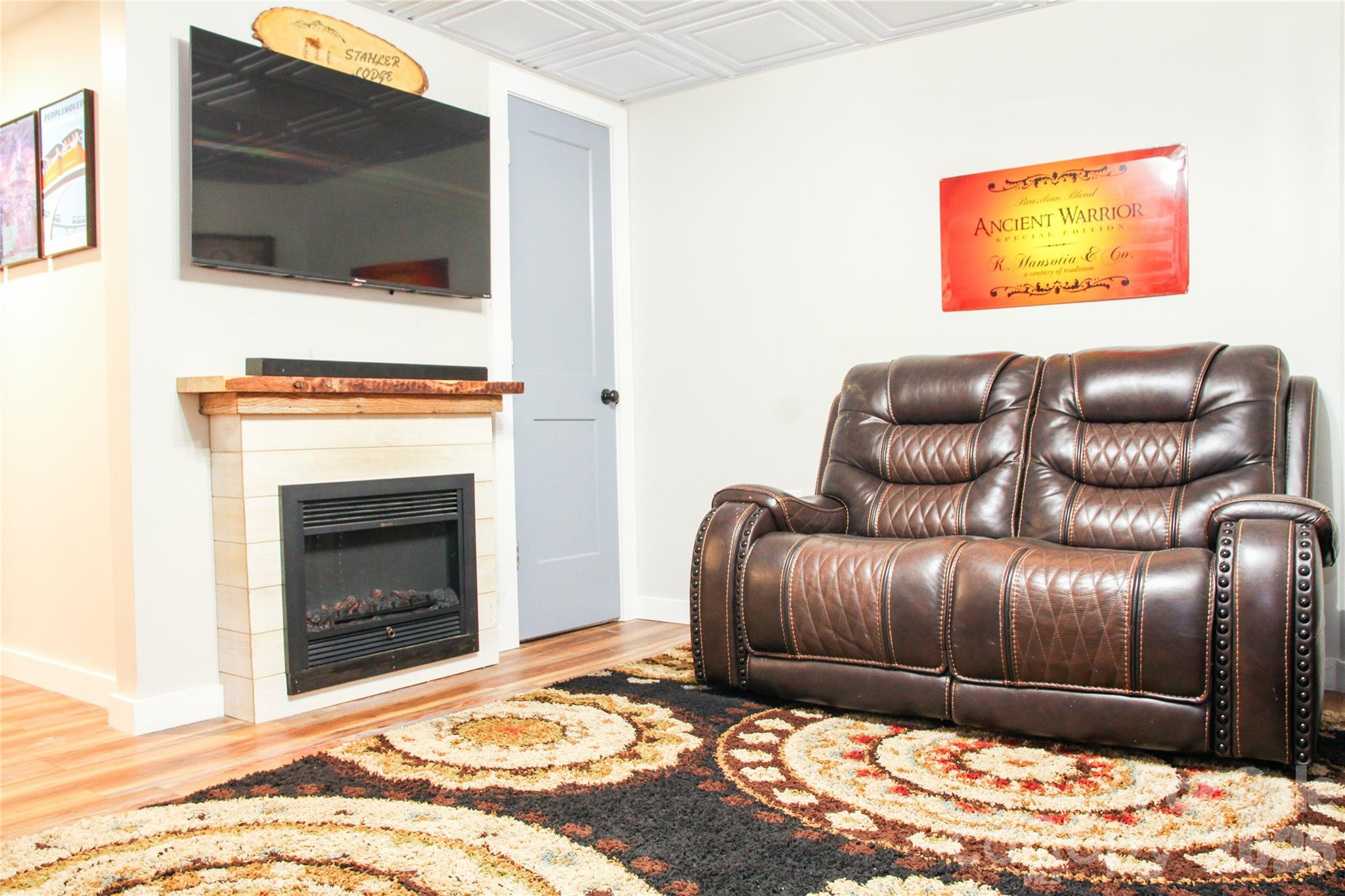 7947 Lakeview Drive Property Photo 26