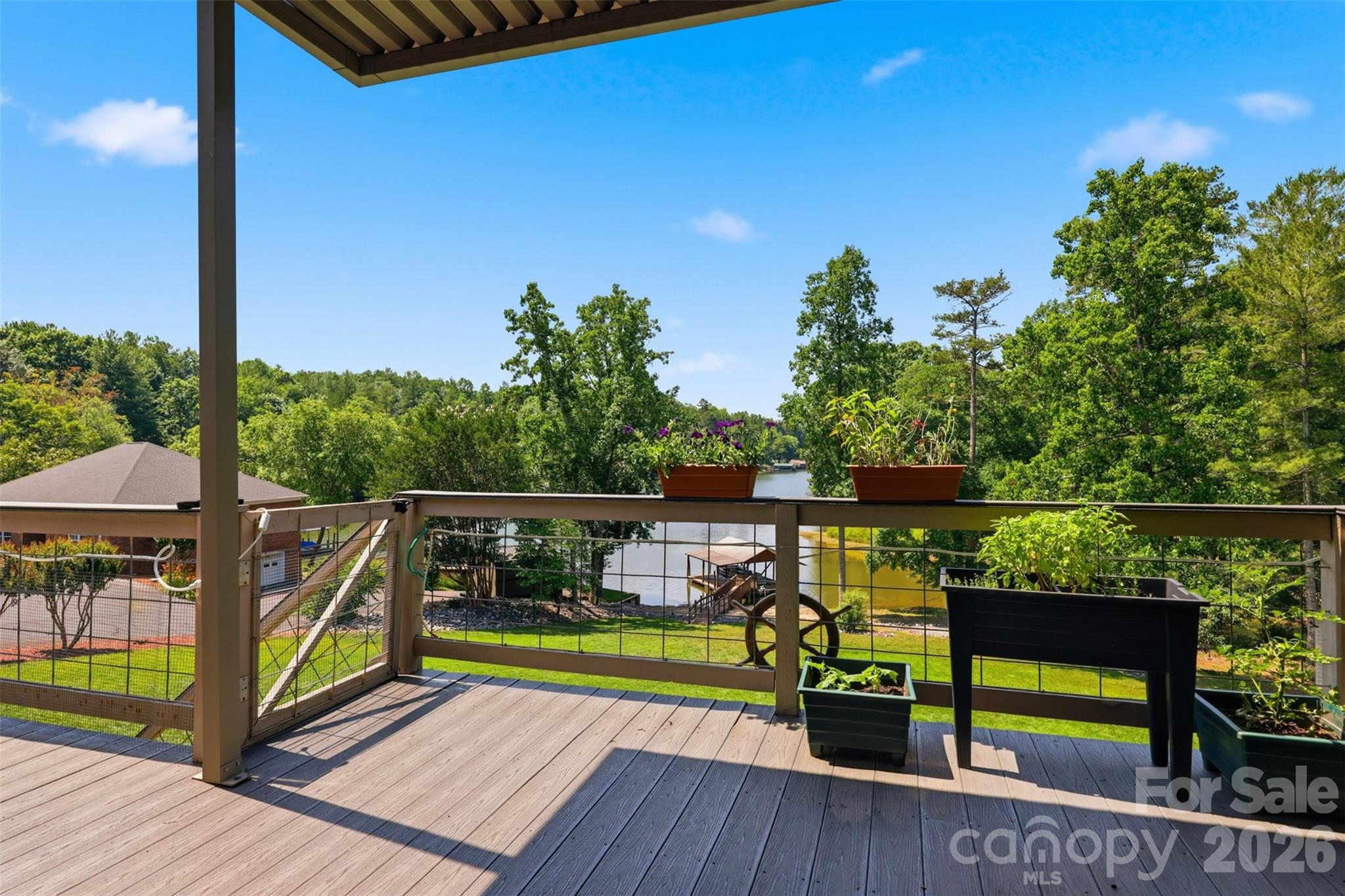 495 Windsor Drive Property Photo 19