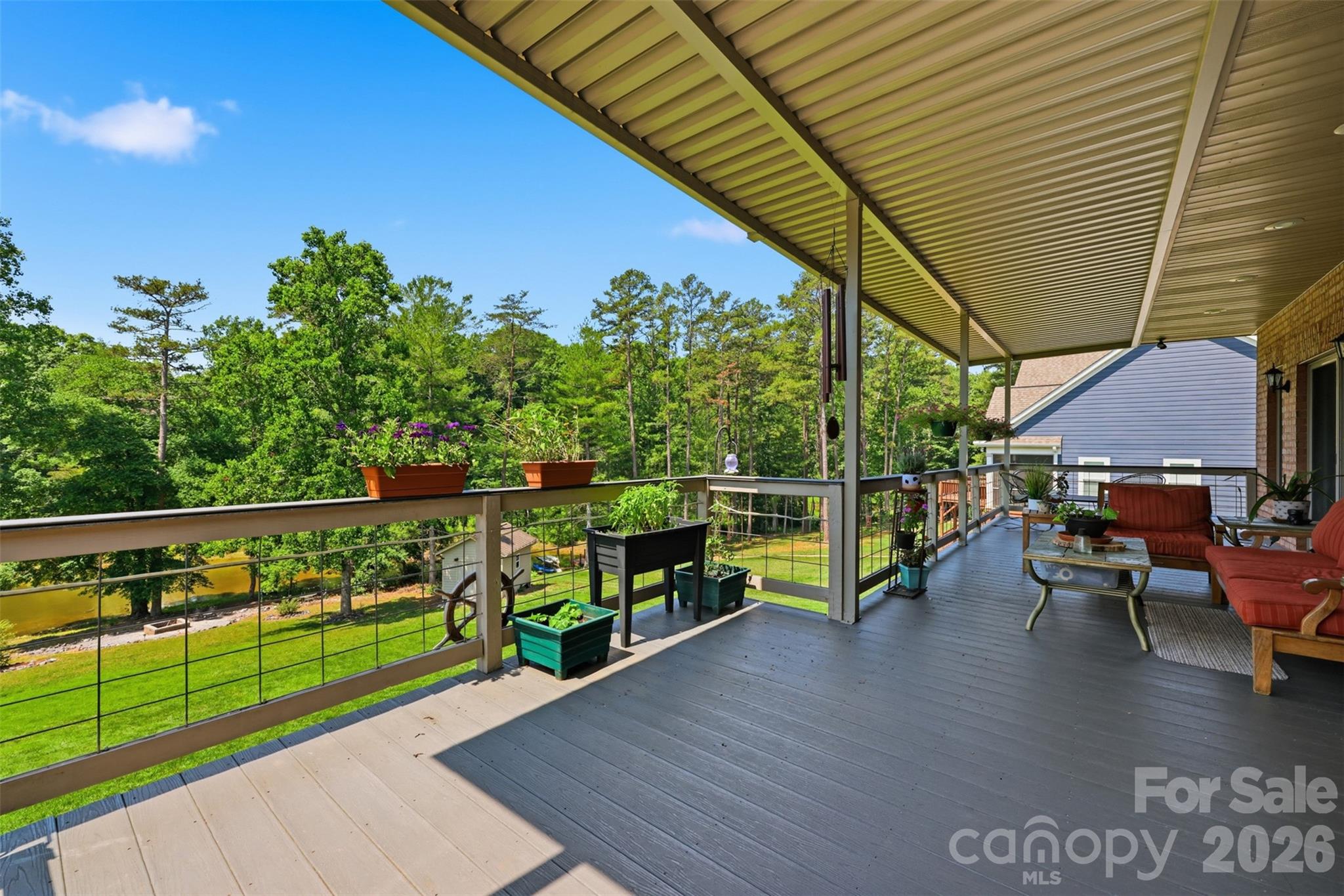 495 Windsor Drive Property Photo 20