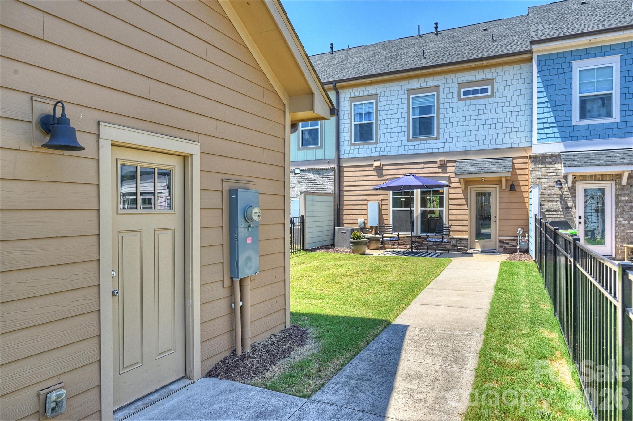 1064 Riverwalk Parkway Property Photo 33