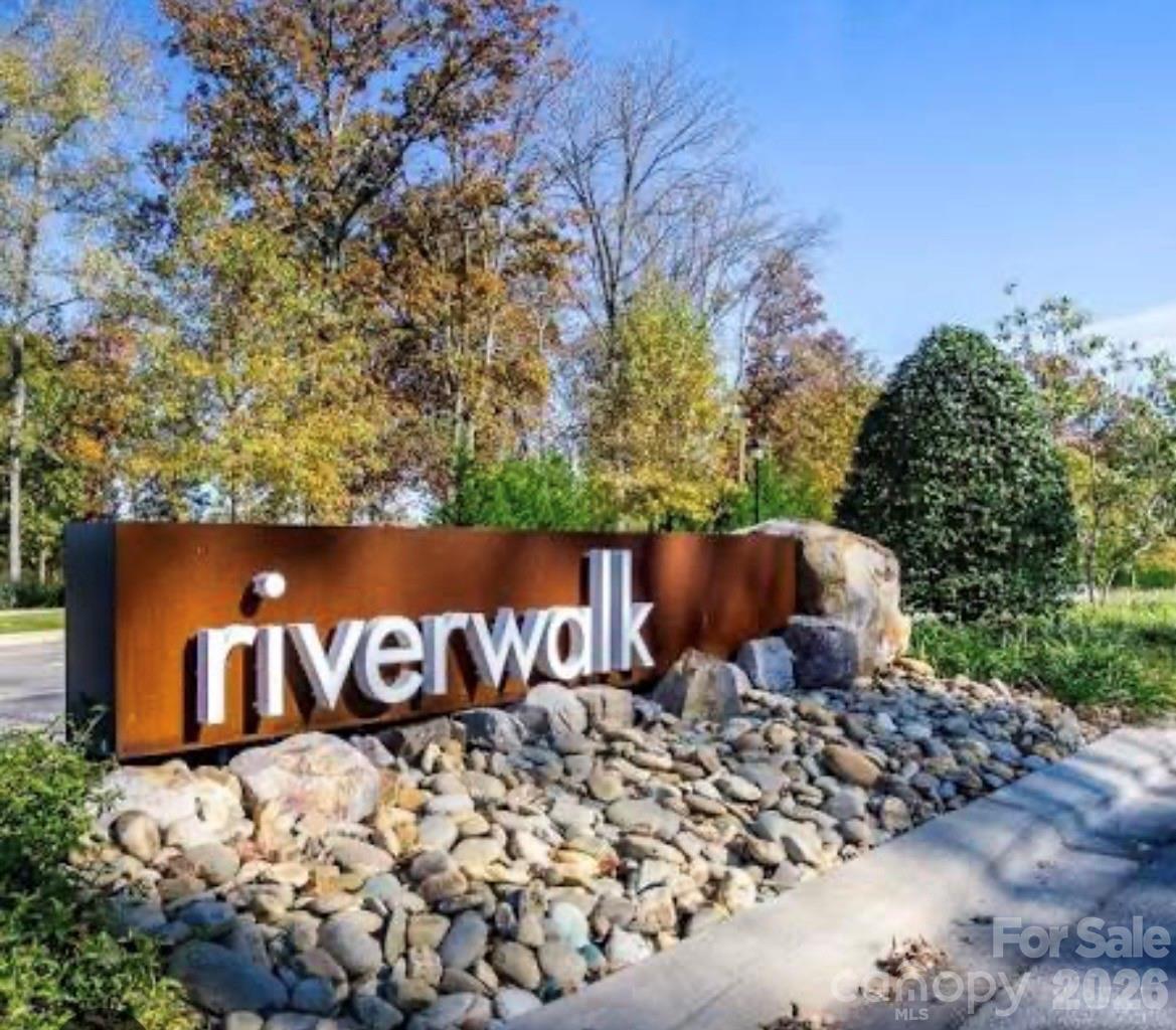 1064 Riverwalk Parkway Property Photo 34