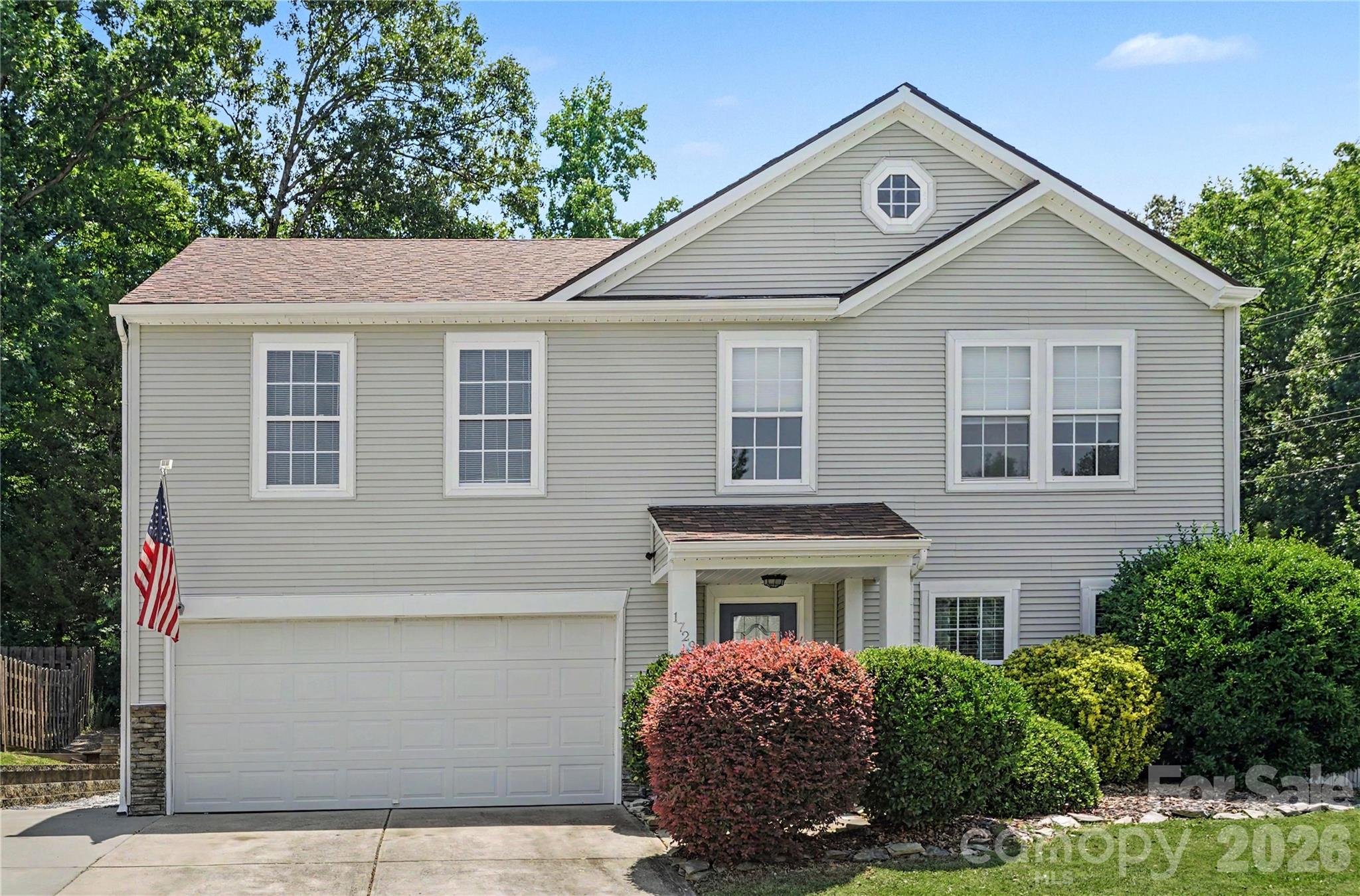 1729 Red Bird Circle Property Photo 1