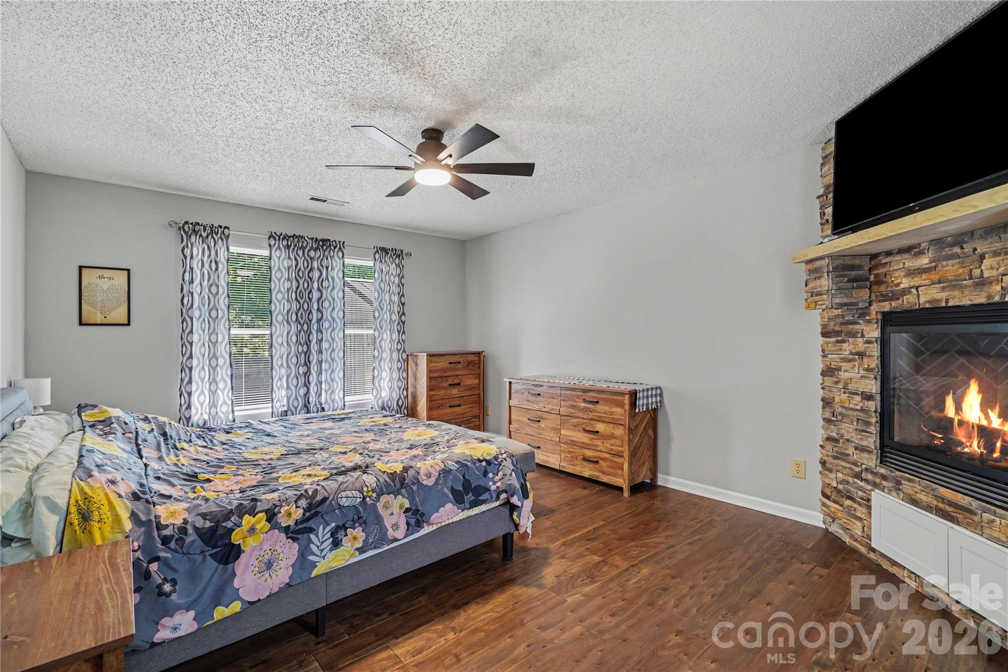 1729 Red Bird Circle Property Photo 9