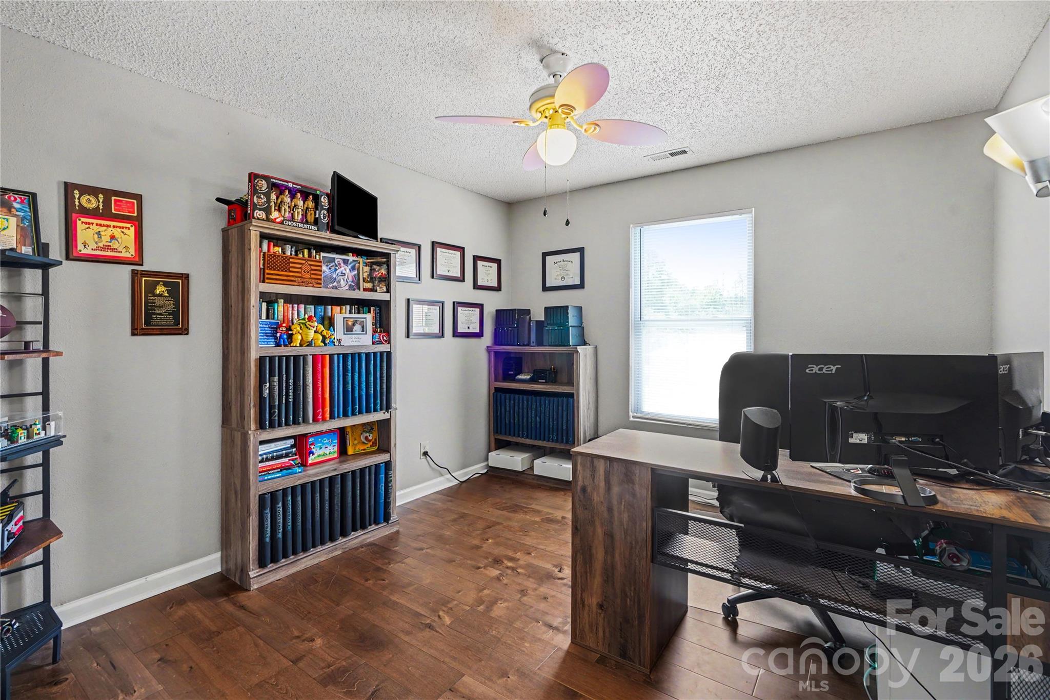 1729 Red Bird Circle Property Photo 16
