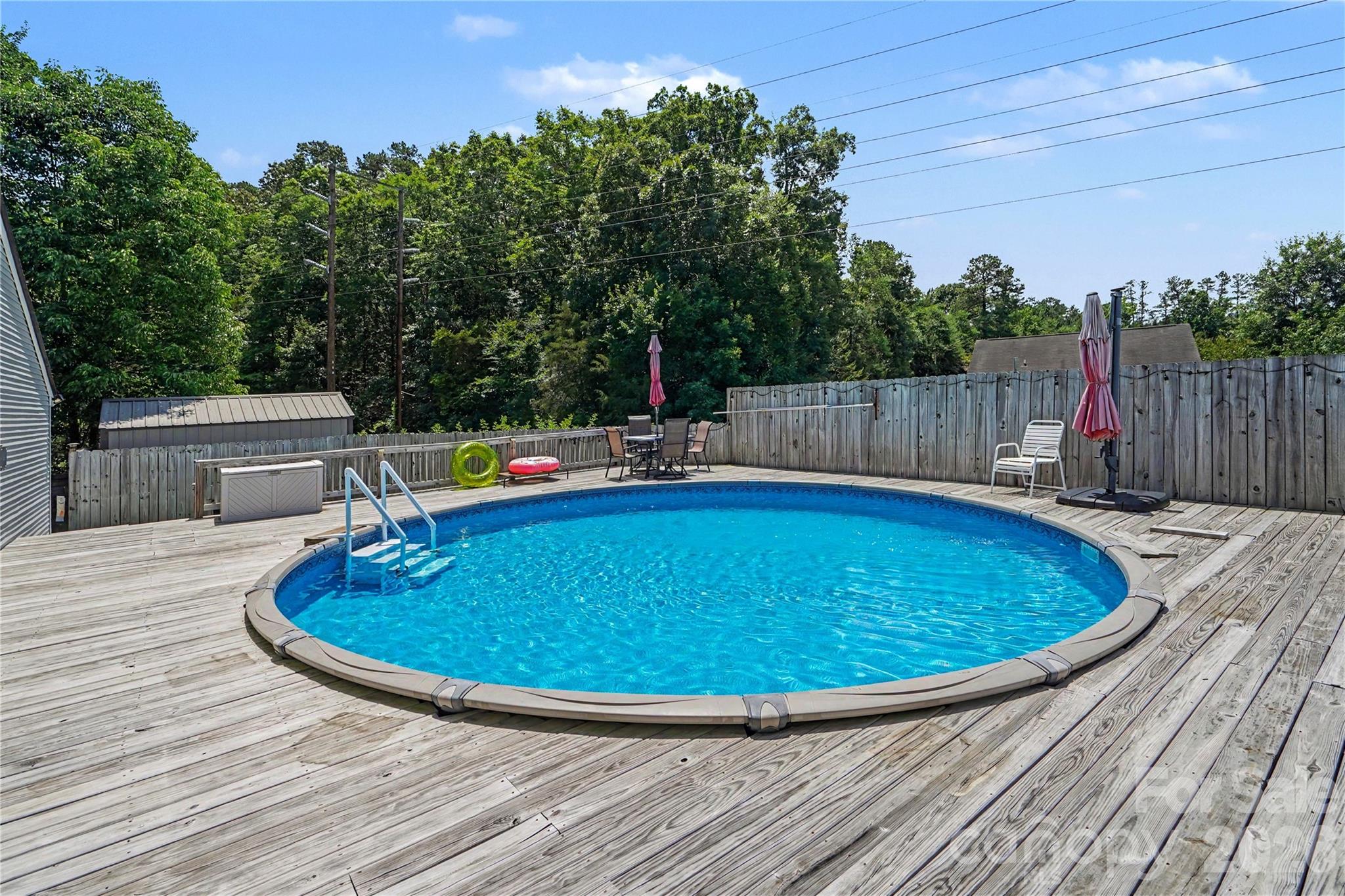 1729 Red Bird Circle Property Photo 21