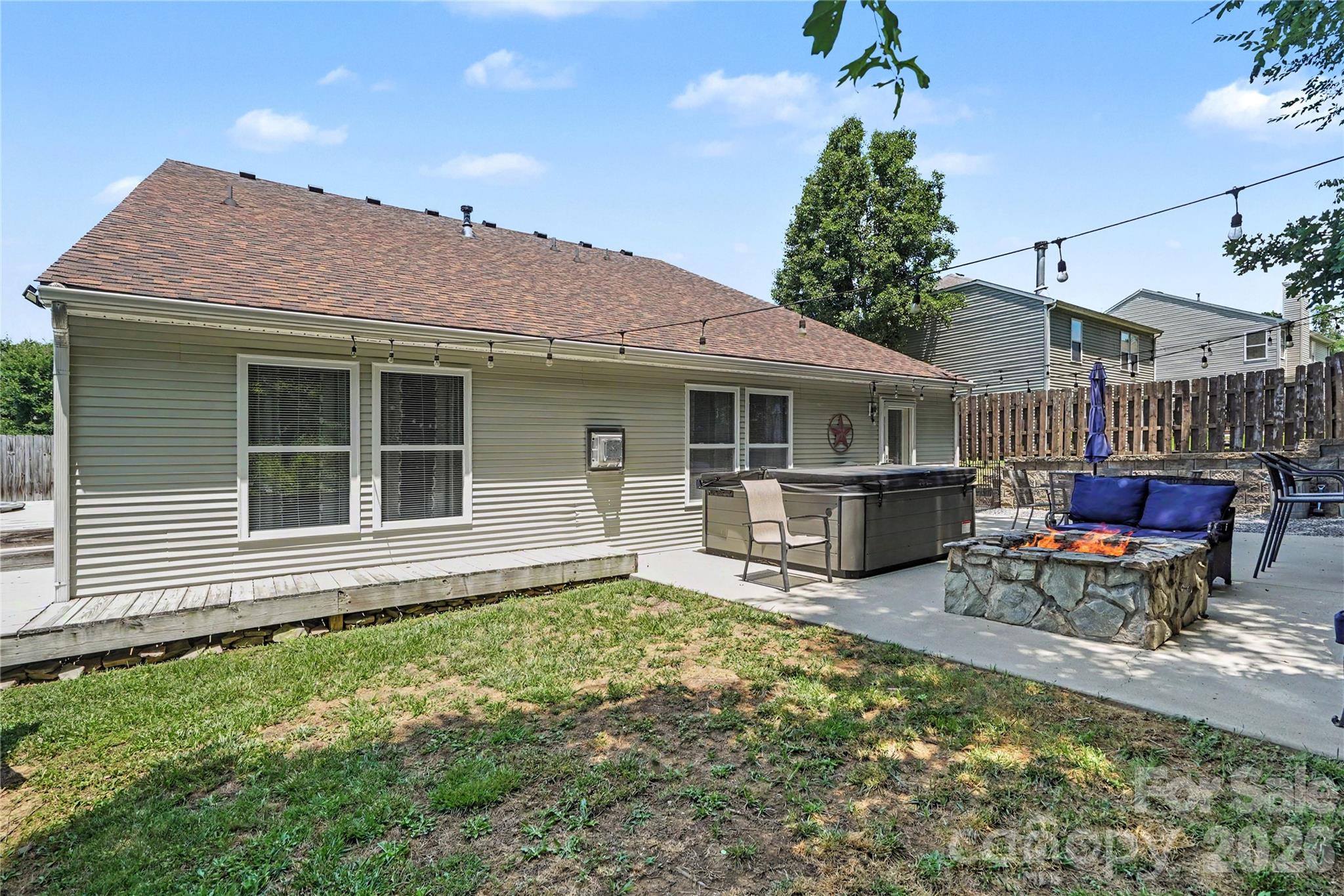 1729 Red Bird Circle Property Photo 23