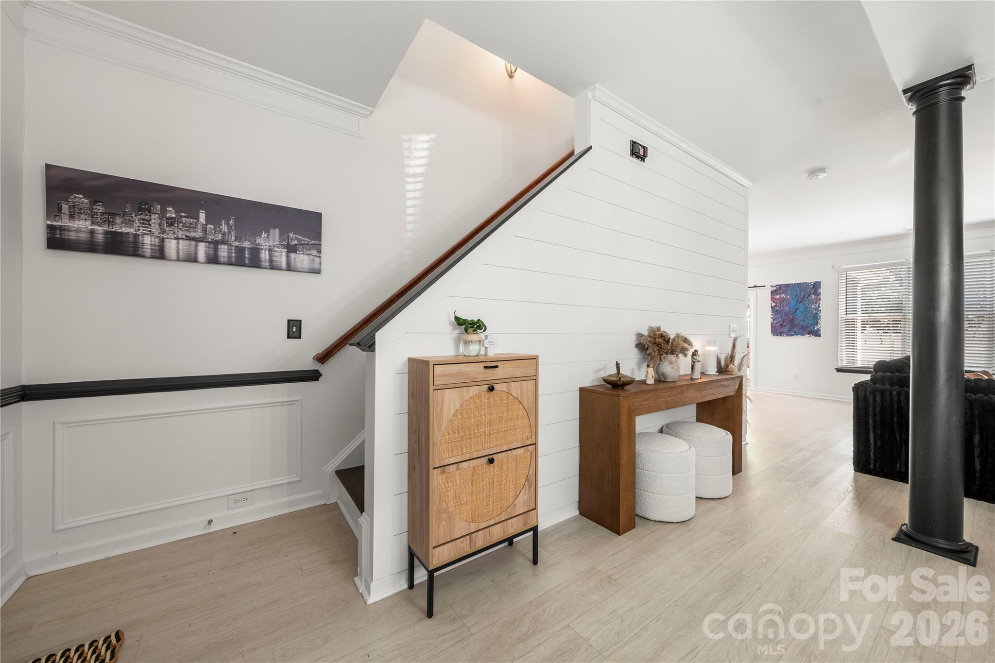 724 Balboa Court Property Photo 7