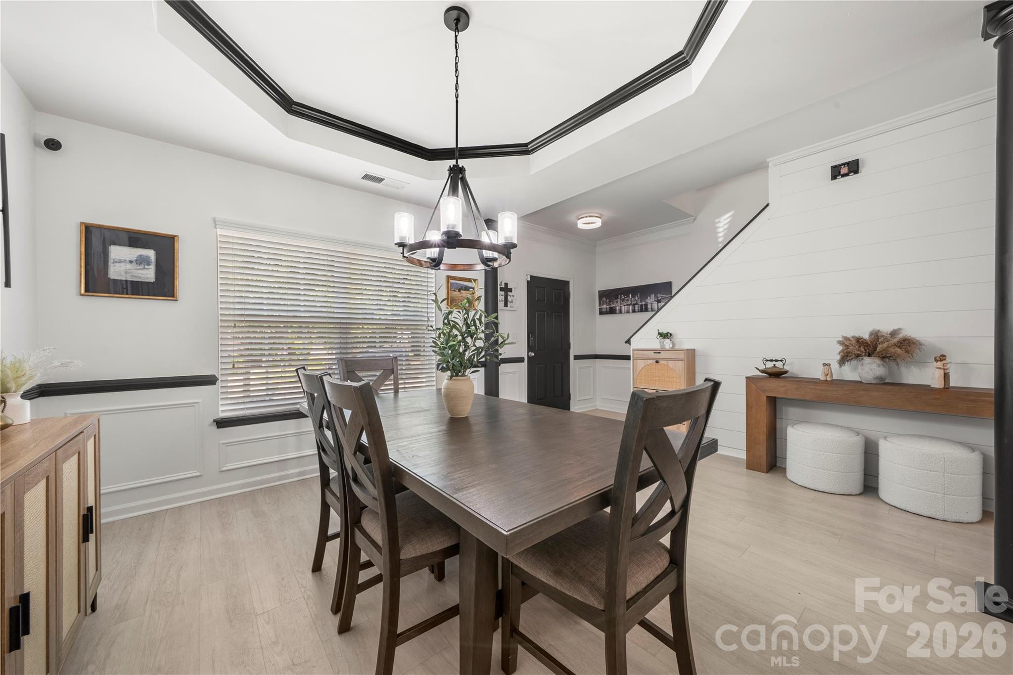 724 Balboa Court Property Photo 12