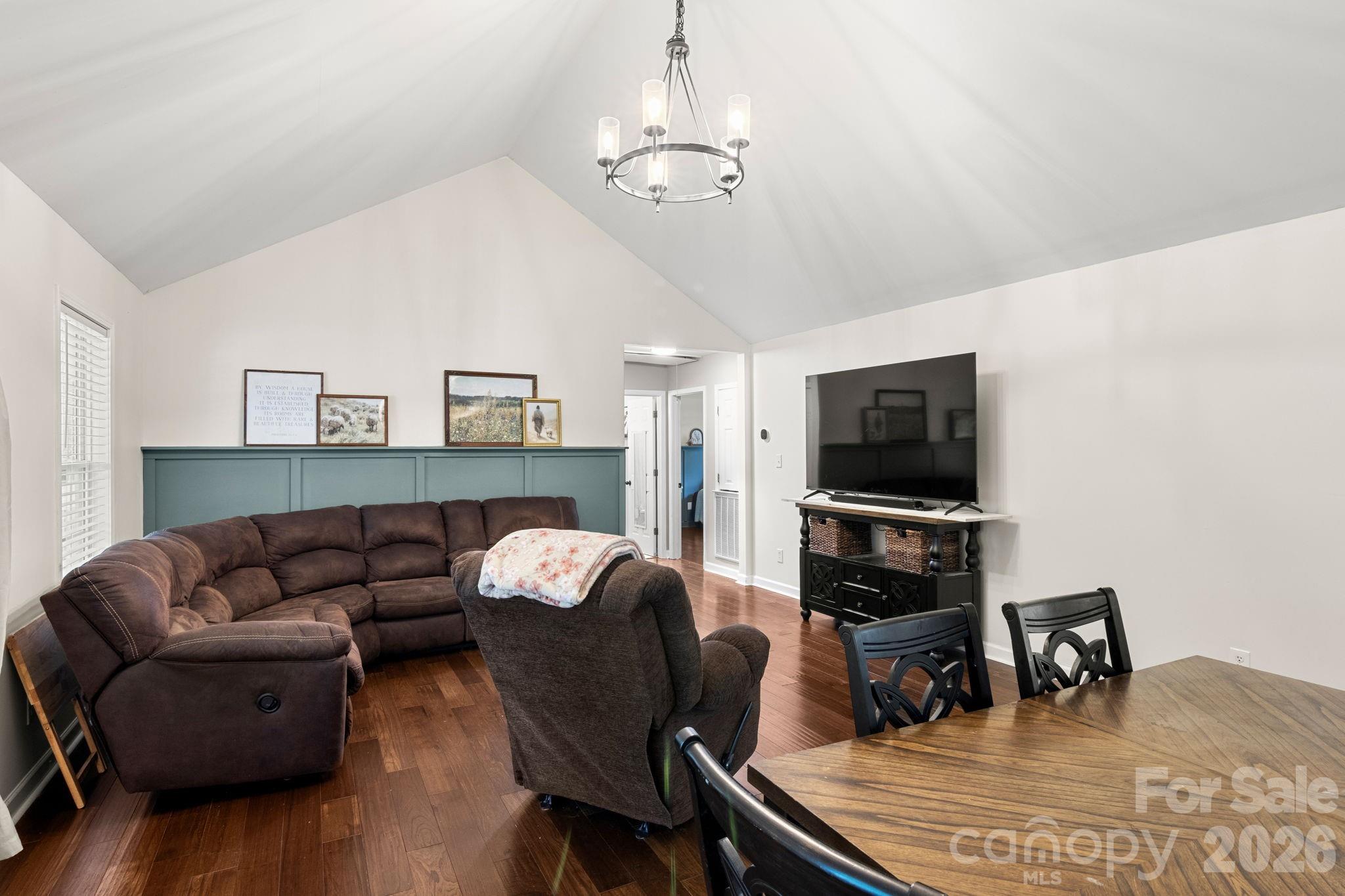 510 Roberts Avenue Property Photo 7
