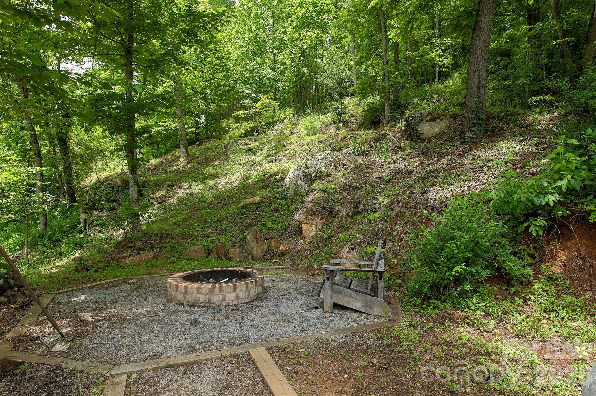 2825 Harrell Hill Road Property Photo 23
