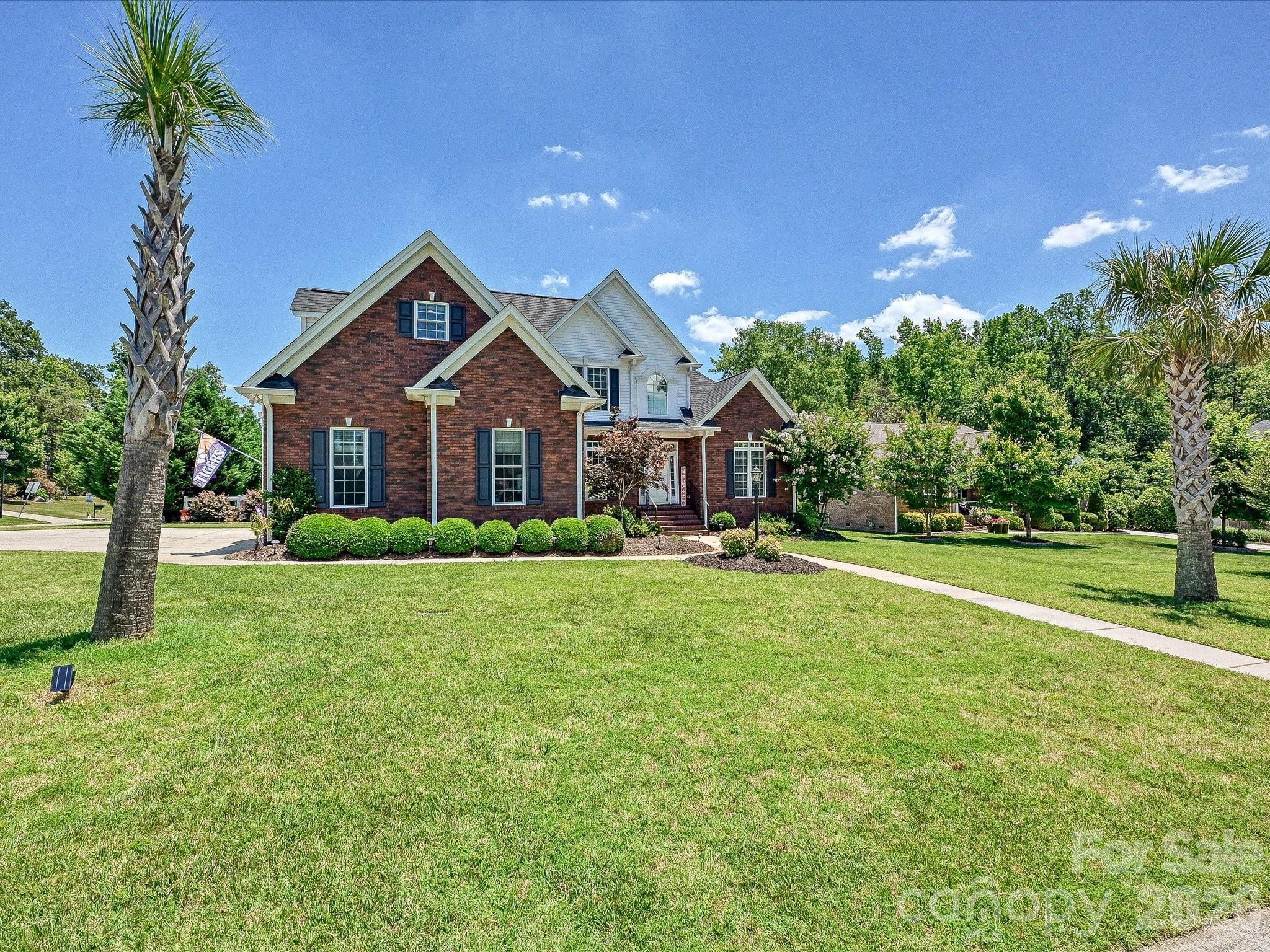 305 Spurs Court Property Photo 34