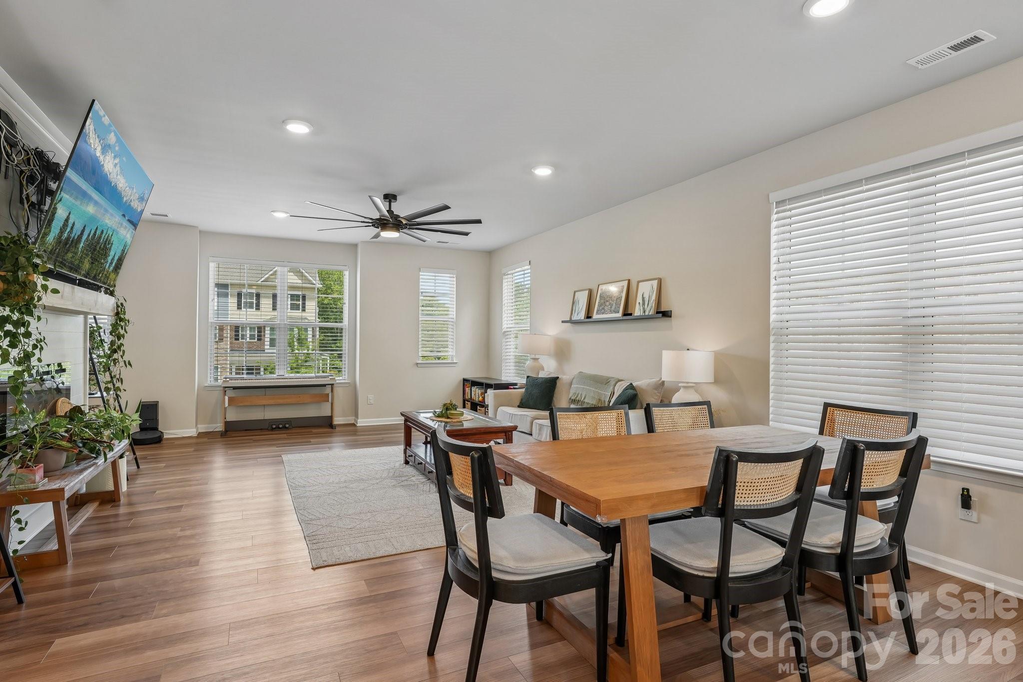10122 Hemingway Place Property Photo 11