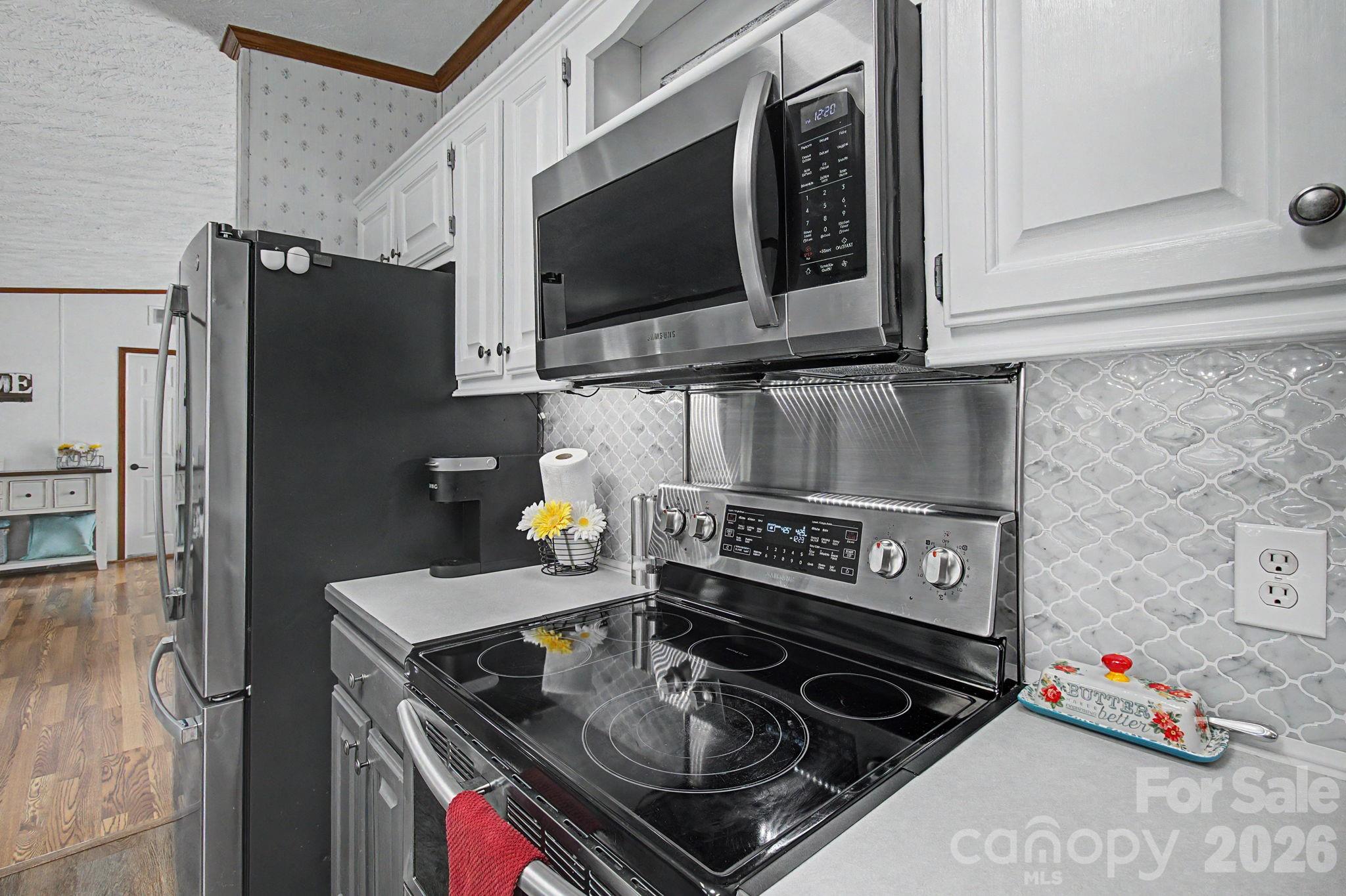 22 Sweet Briar Path Way Property Photo 8