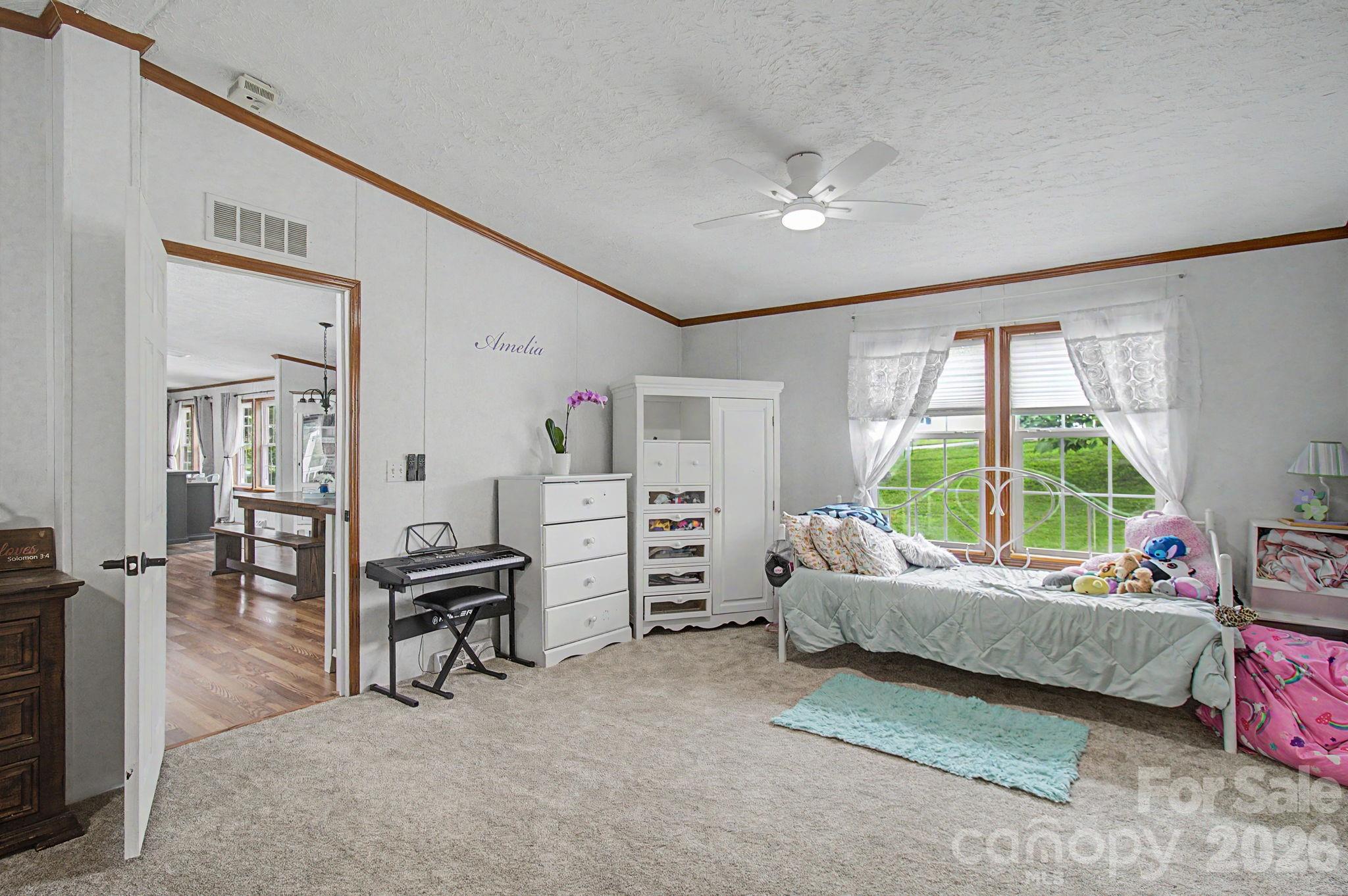 22 Sweet Briar Path Way Property Photo 11