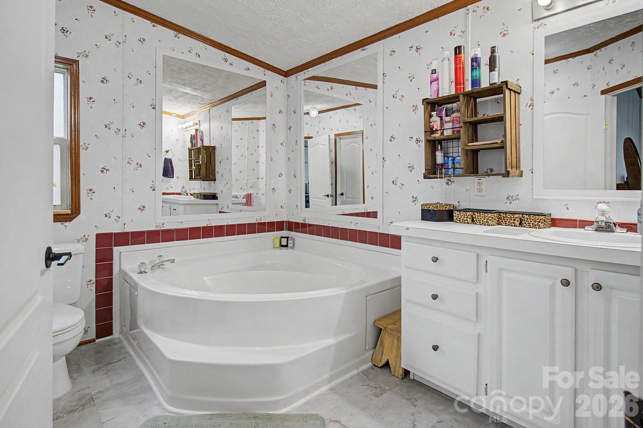 22 Sweet Briar Path Way Property Photo 18