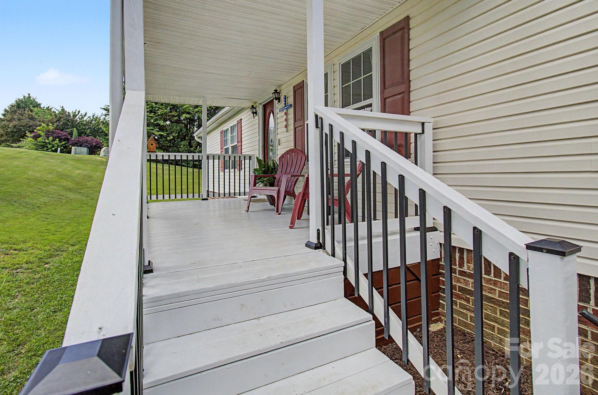 22 Sweet Briar Path Way Property Photo 27