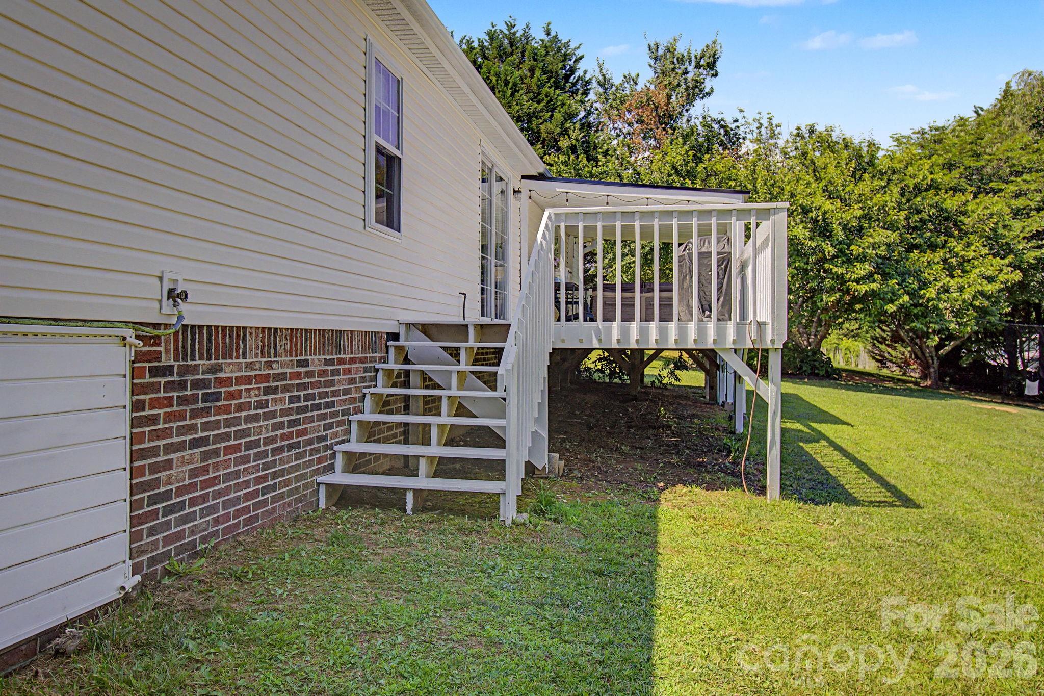 22 Sweet Briar Path Way Property Photo 30