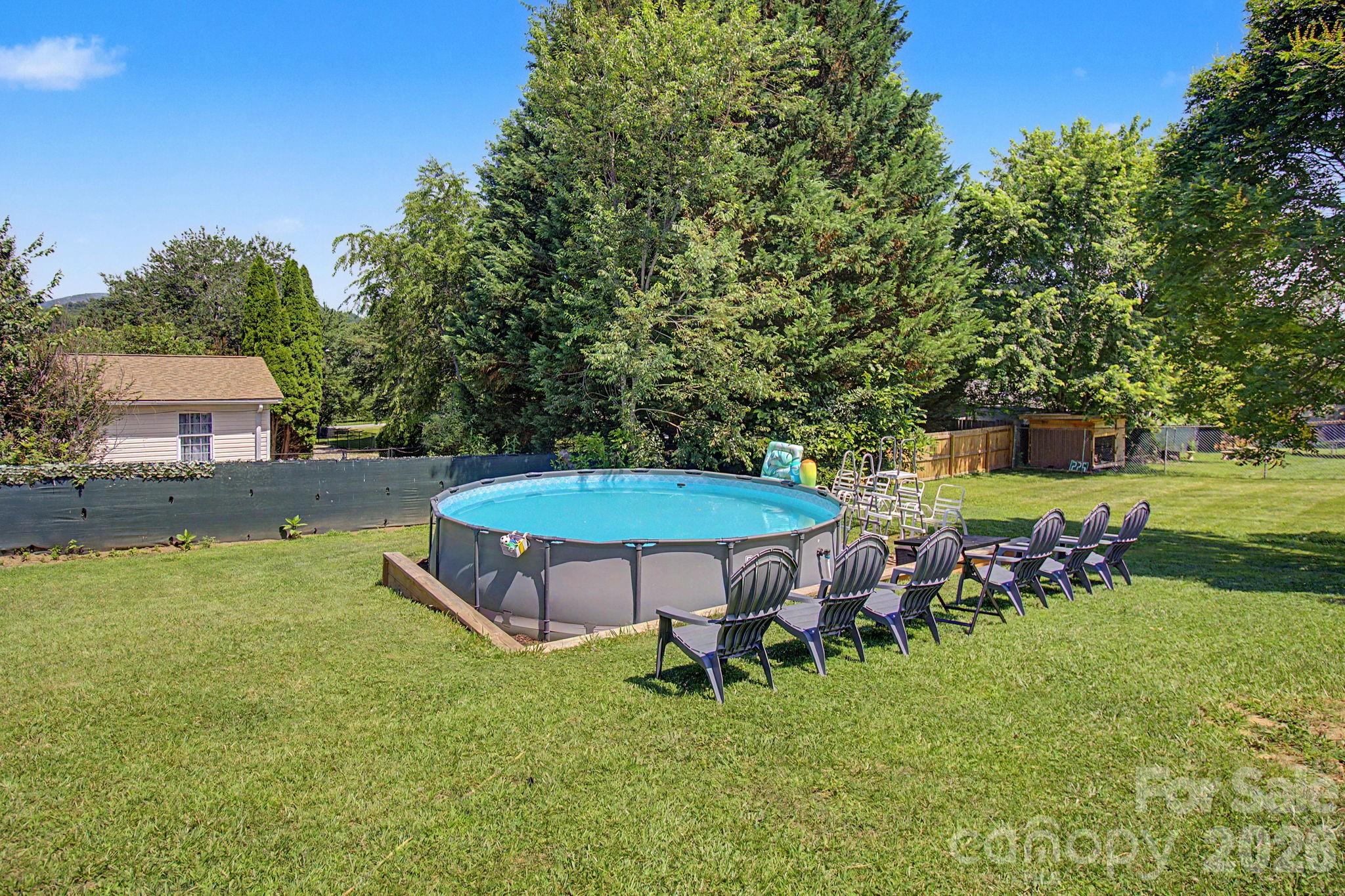 22 Sweet Briar Path Way Property Photo 31