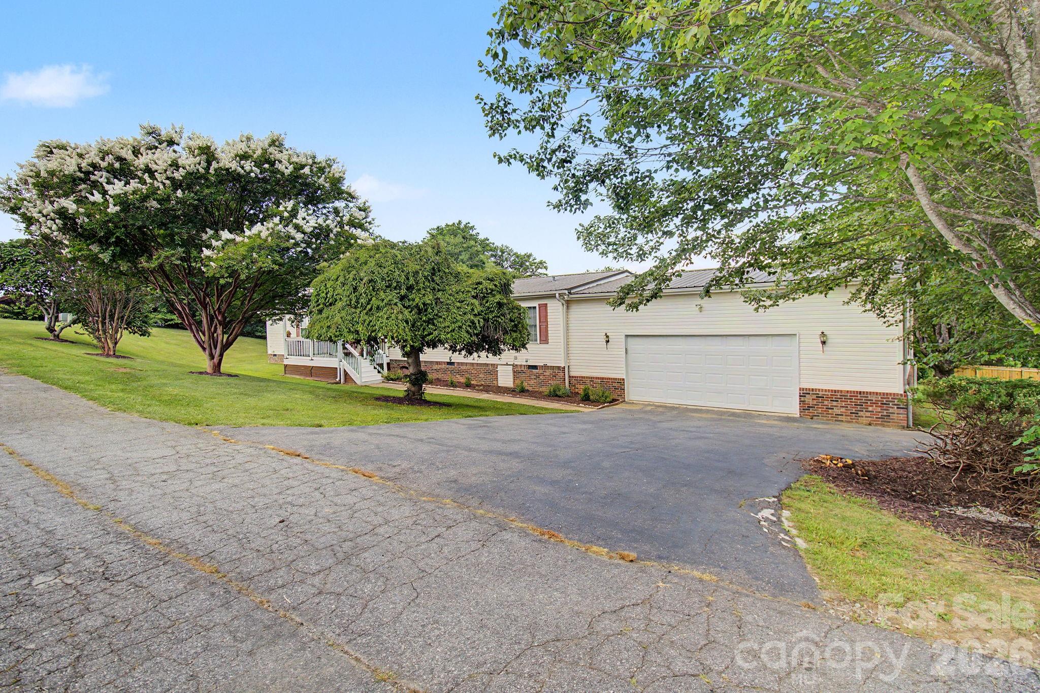 22 Sweet Briar Path Way Property Photo 42
