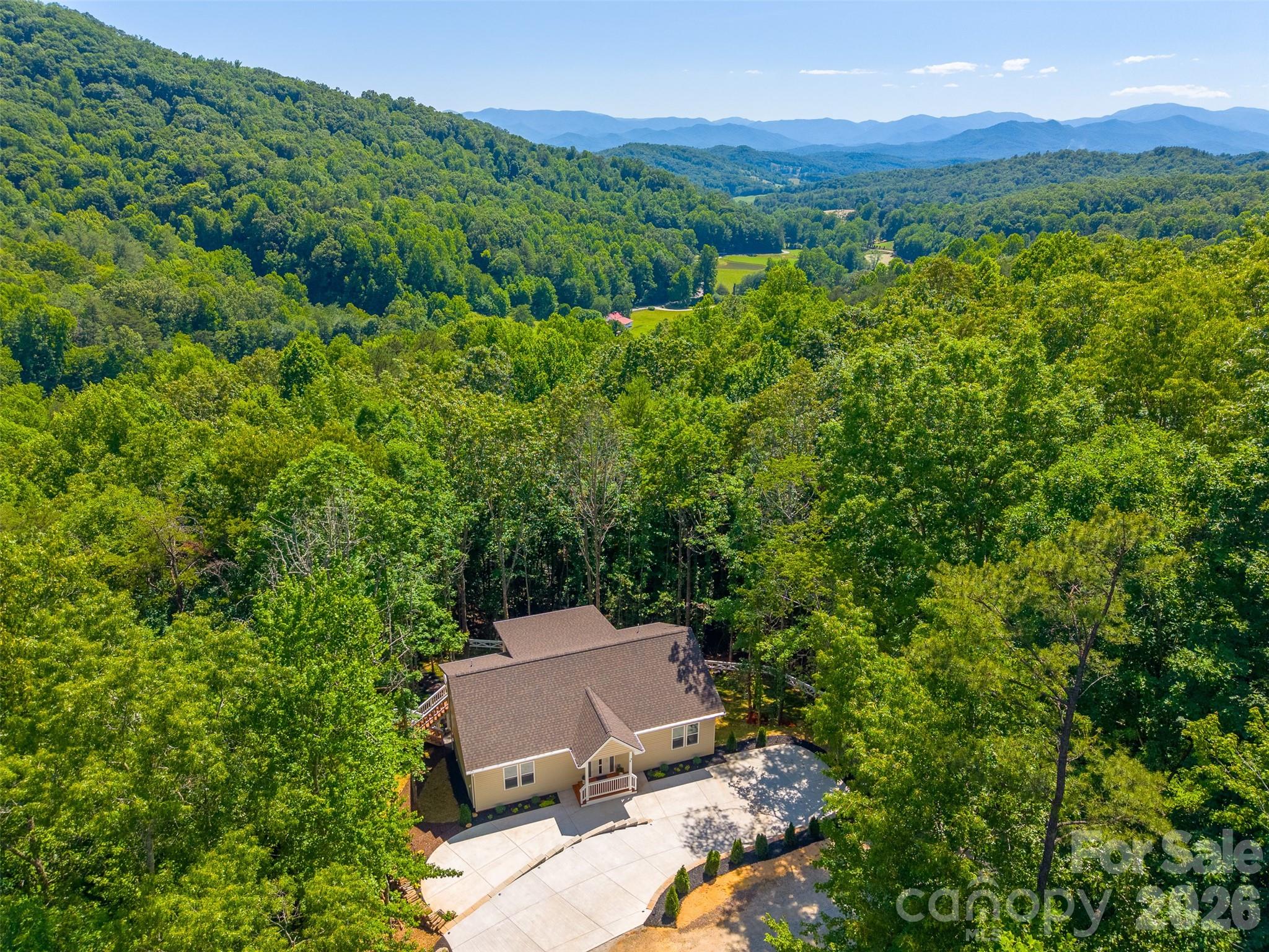 88 Foxwood Drive Property Photo 4