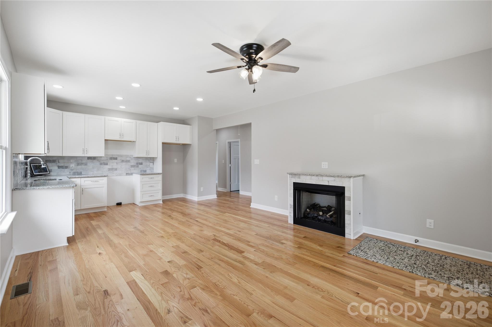 404 Williamson Street Property Photo 9