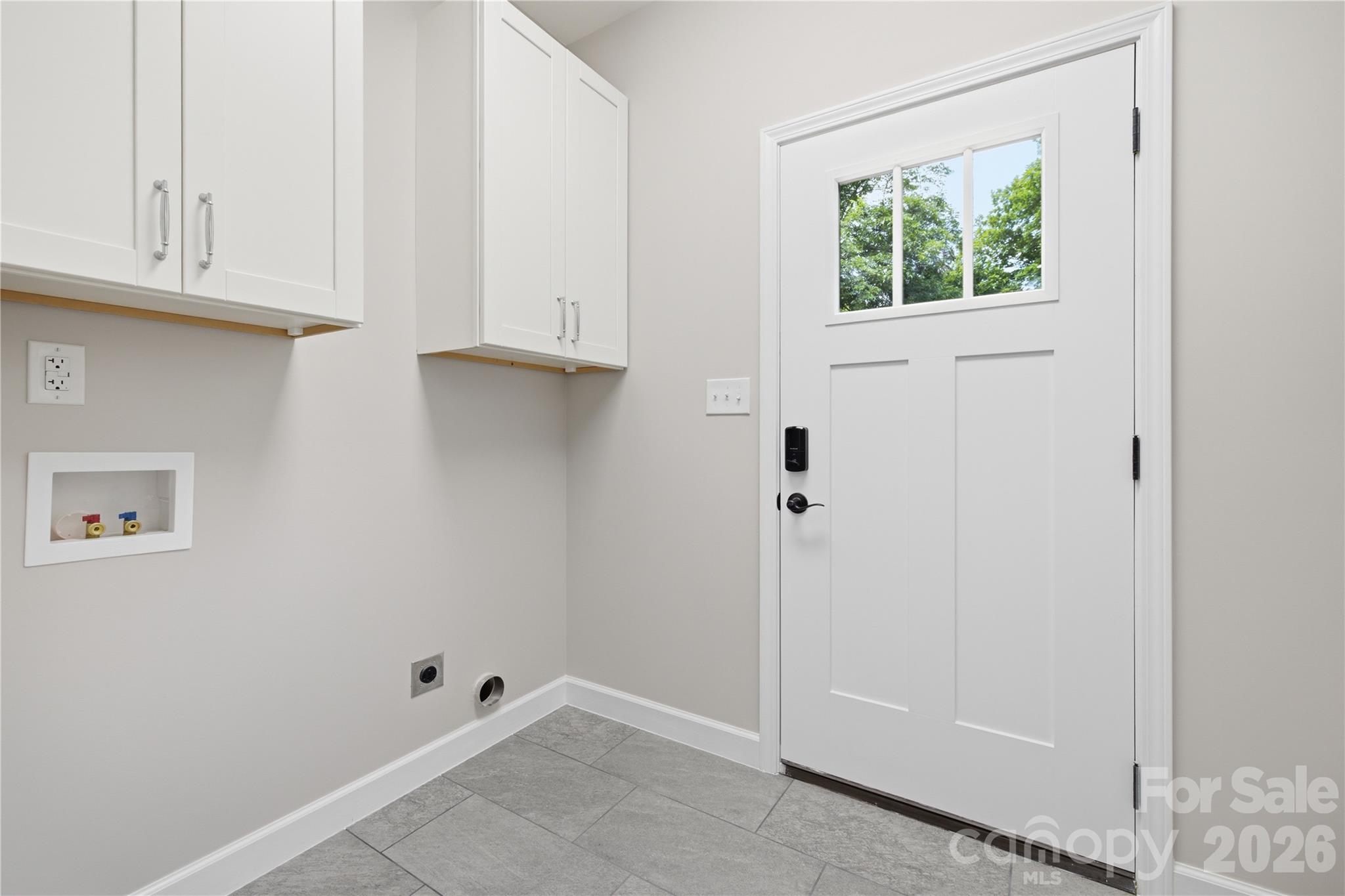 404 Williamson Street Property Photo 32