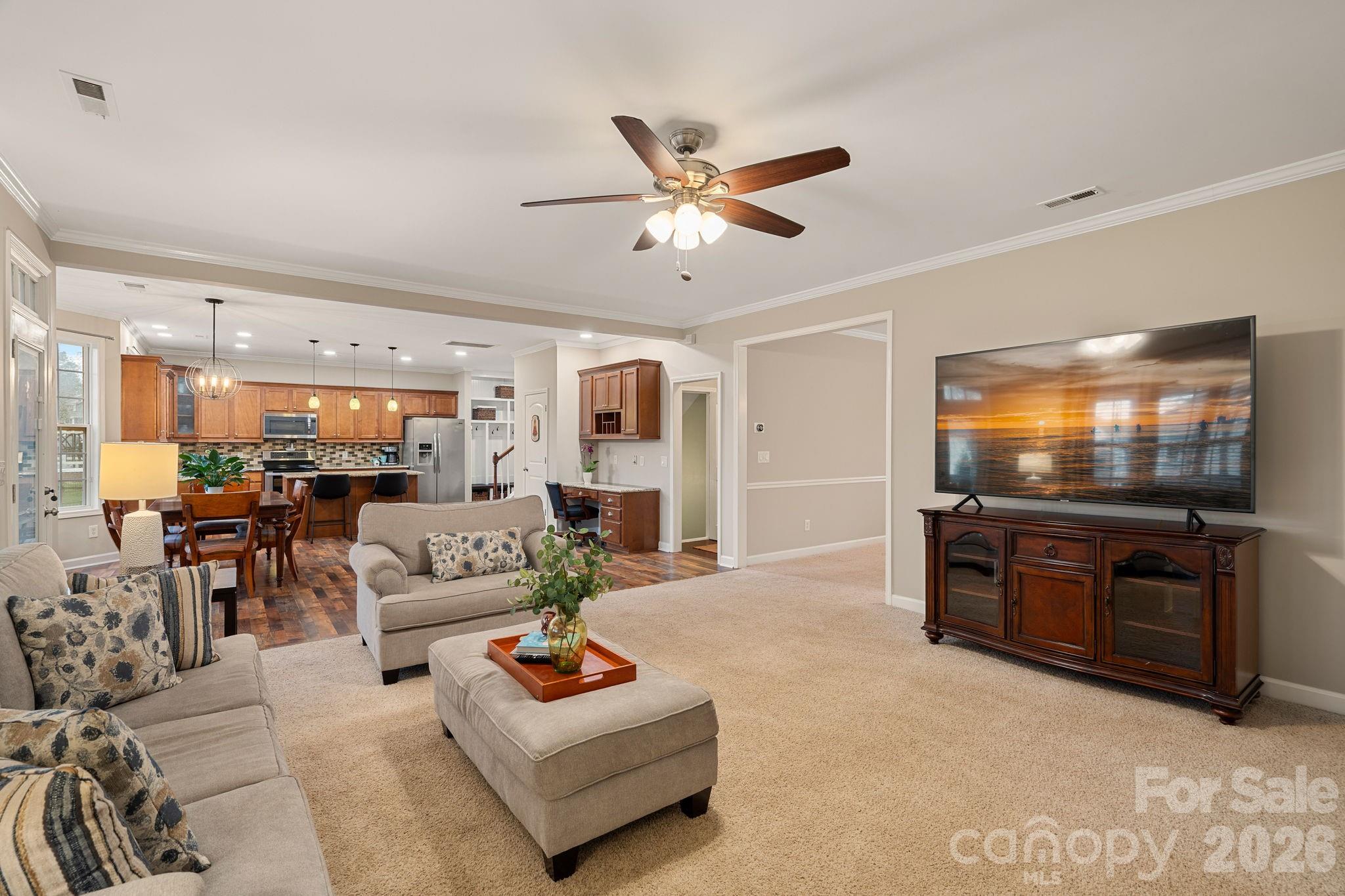 5054 Karriker Court Property Photo 8