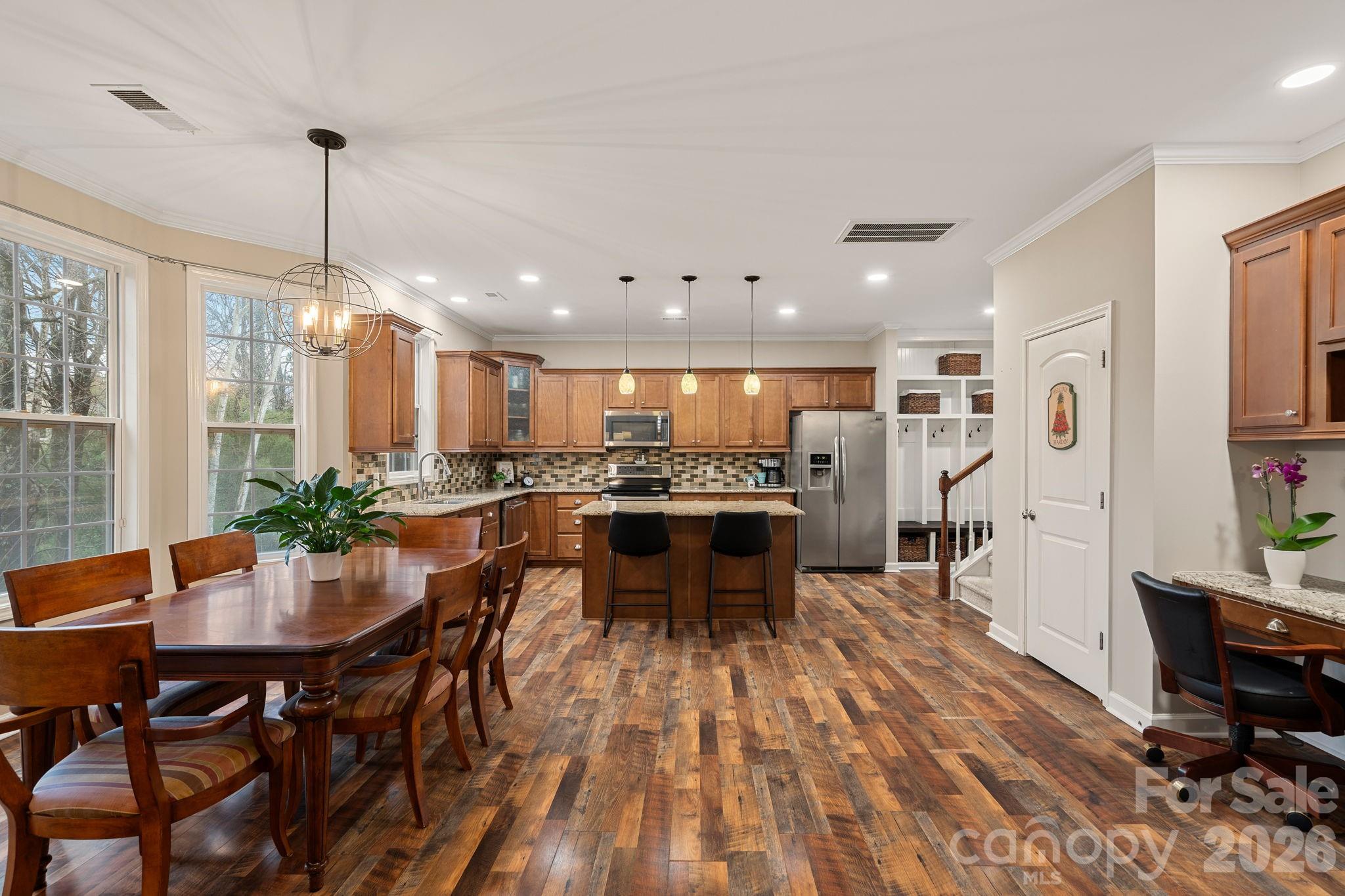 5054 Karriker Court Property Photo 10