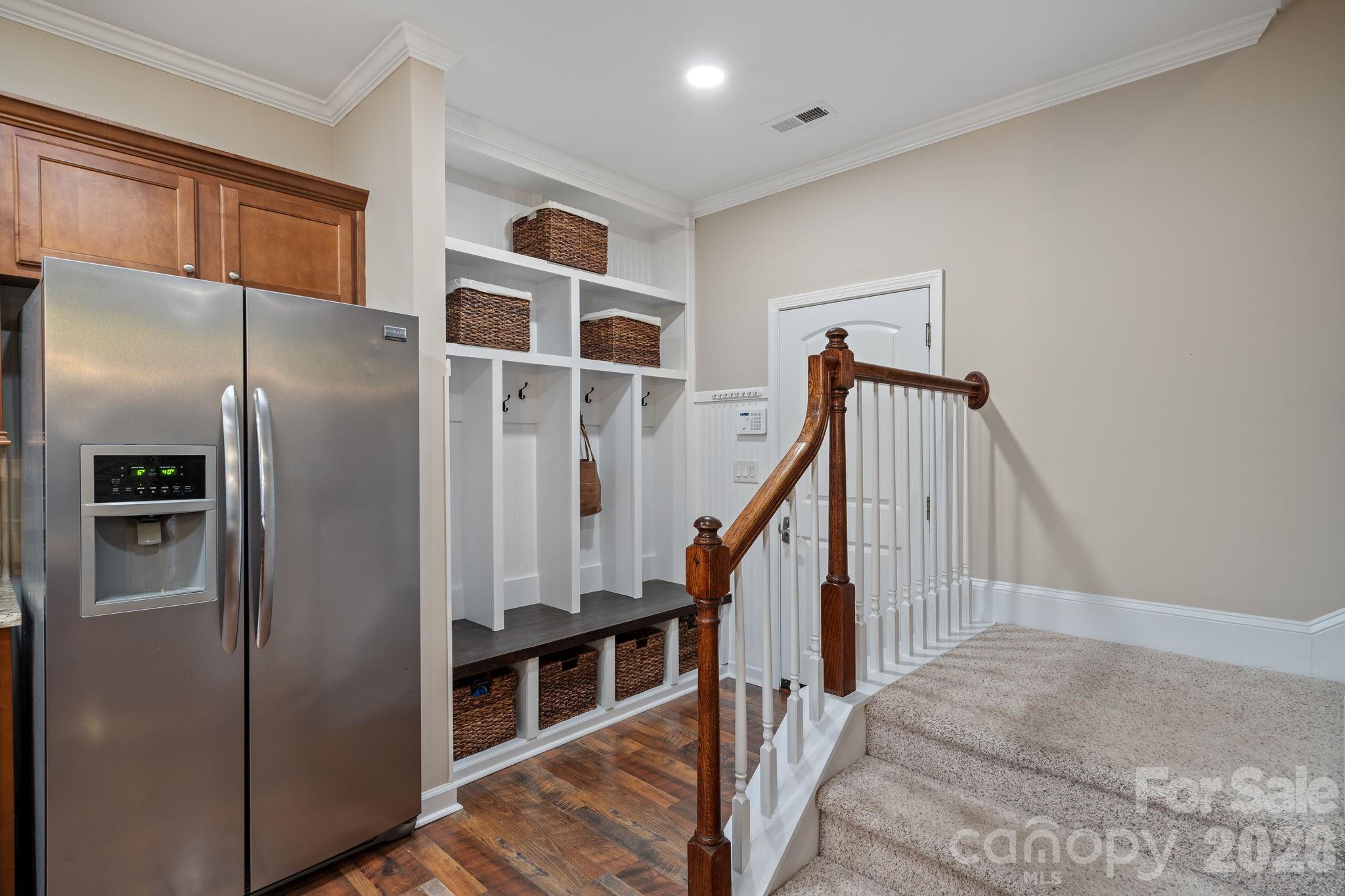 5054 Karriker Court Property Photo 17