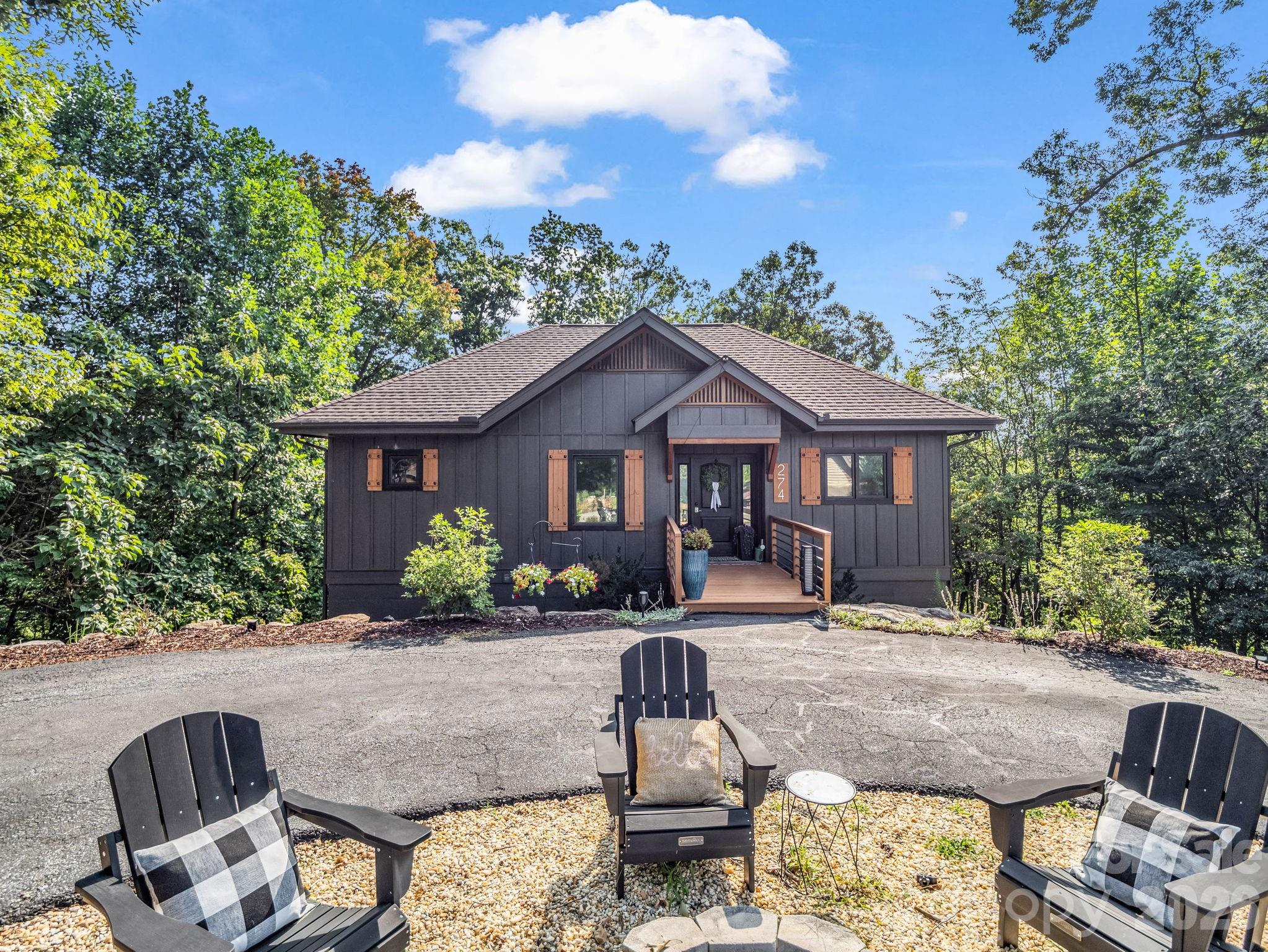 274 Hawks Nest Trail Property Photo 5