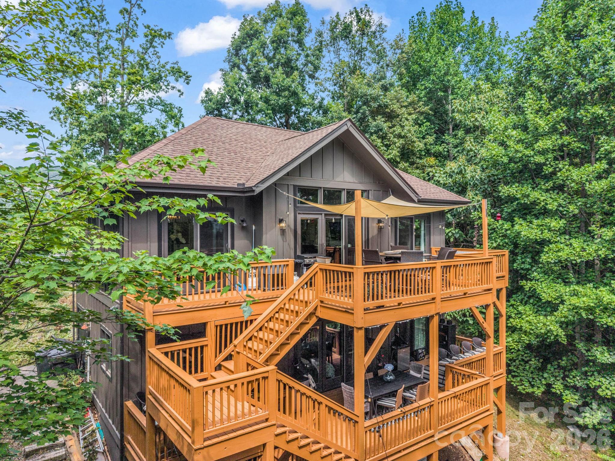 274 Hawks Nest Trail Property Photo 9