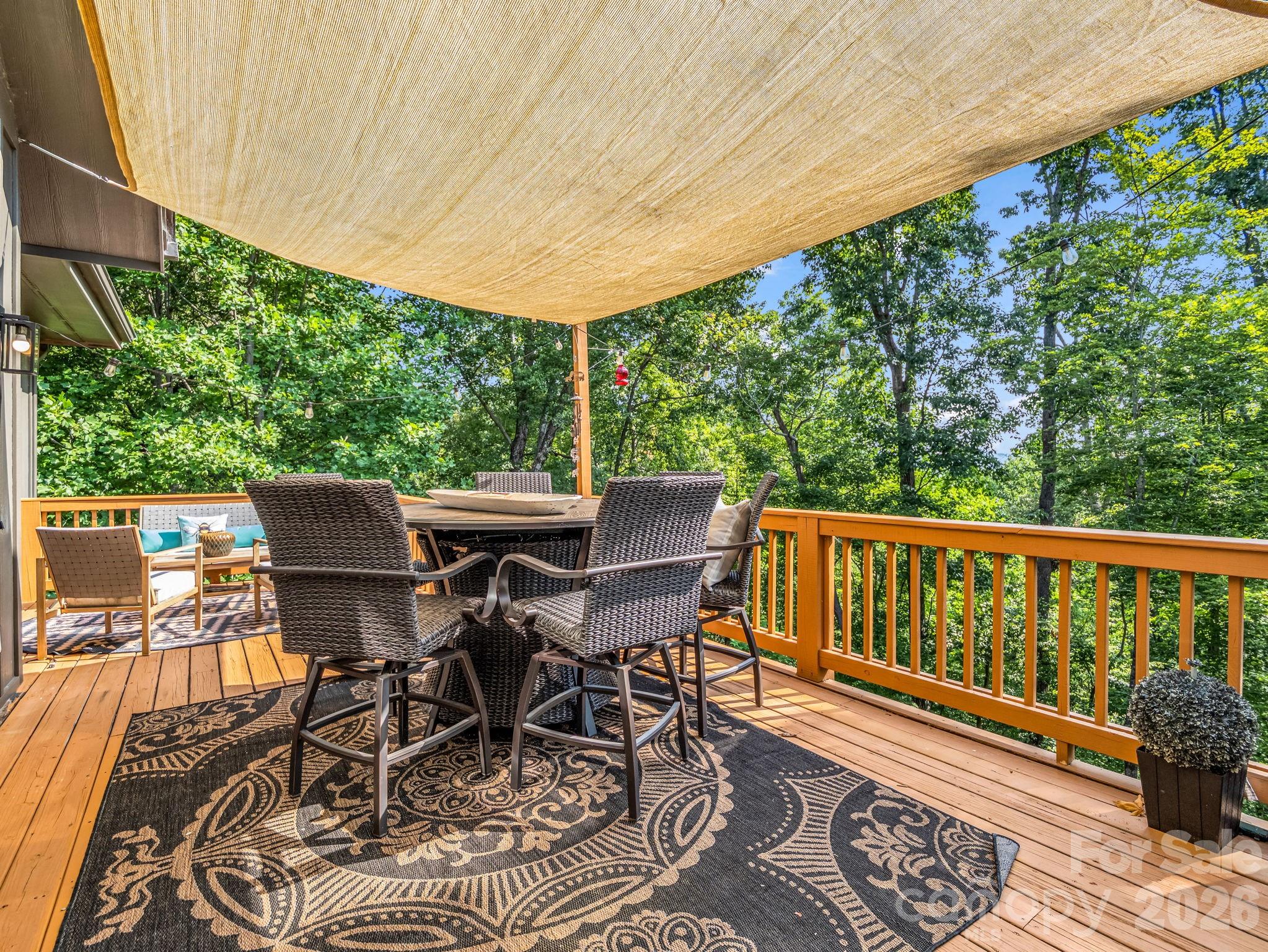 274 Hawks Nest Trail Property Photo 28
