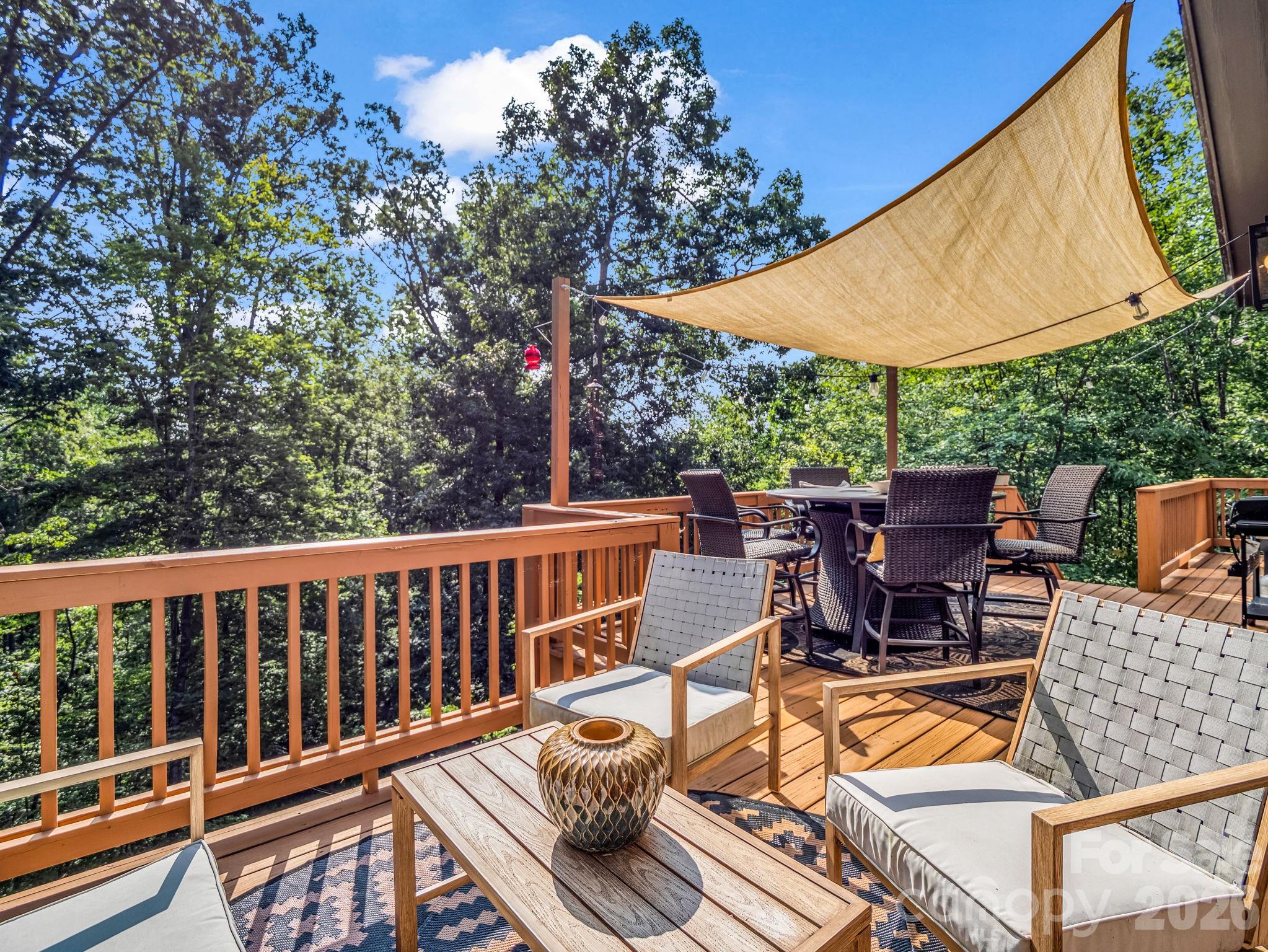274 Hawks Nest Trail Property Photo 31