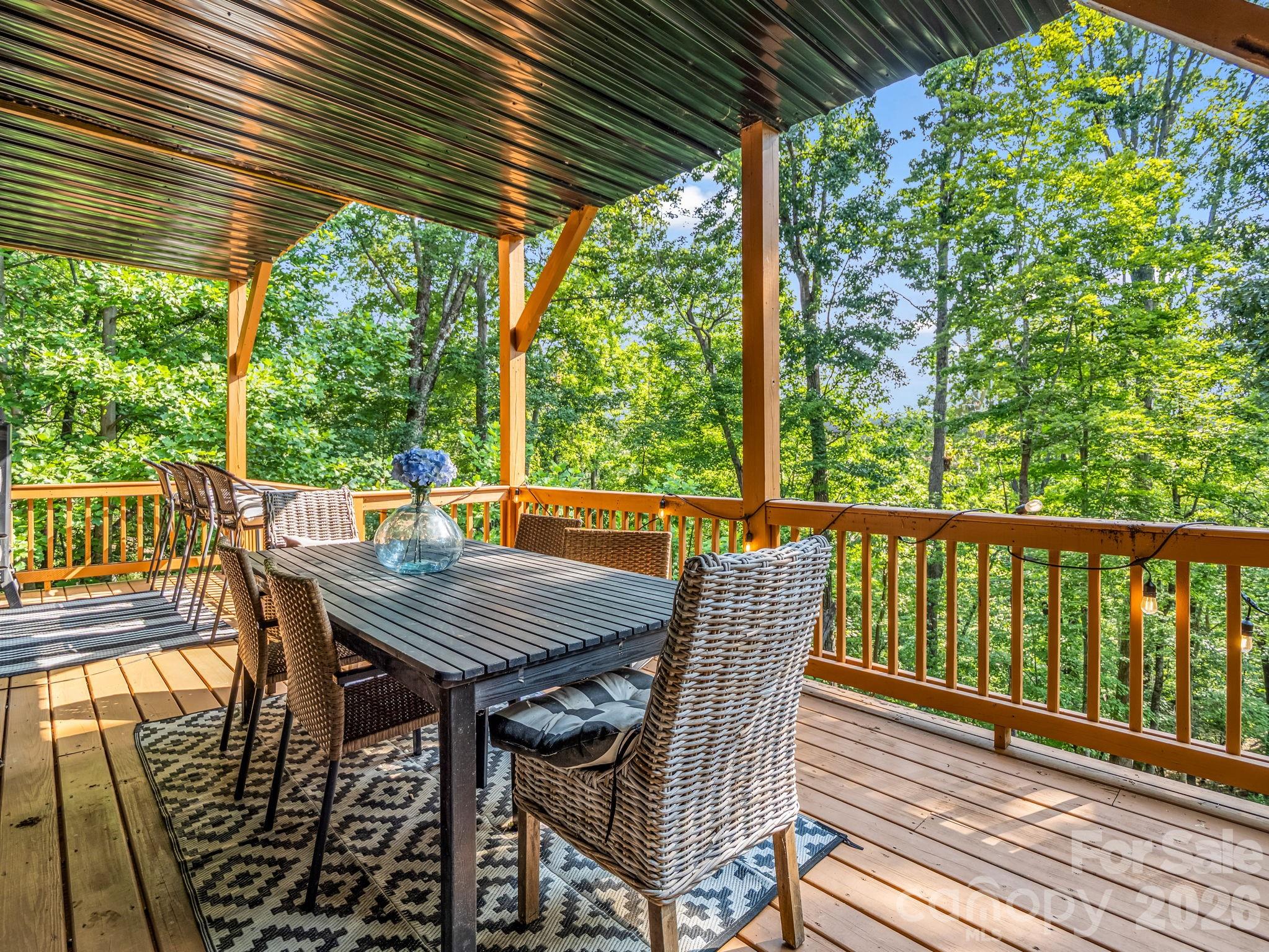274 Hawks Nest Trail Property Photo 40