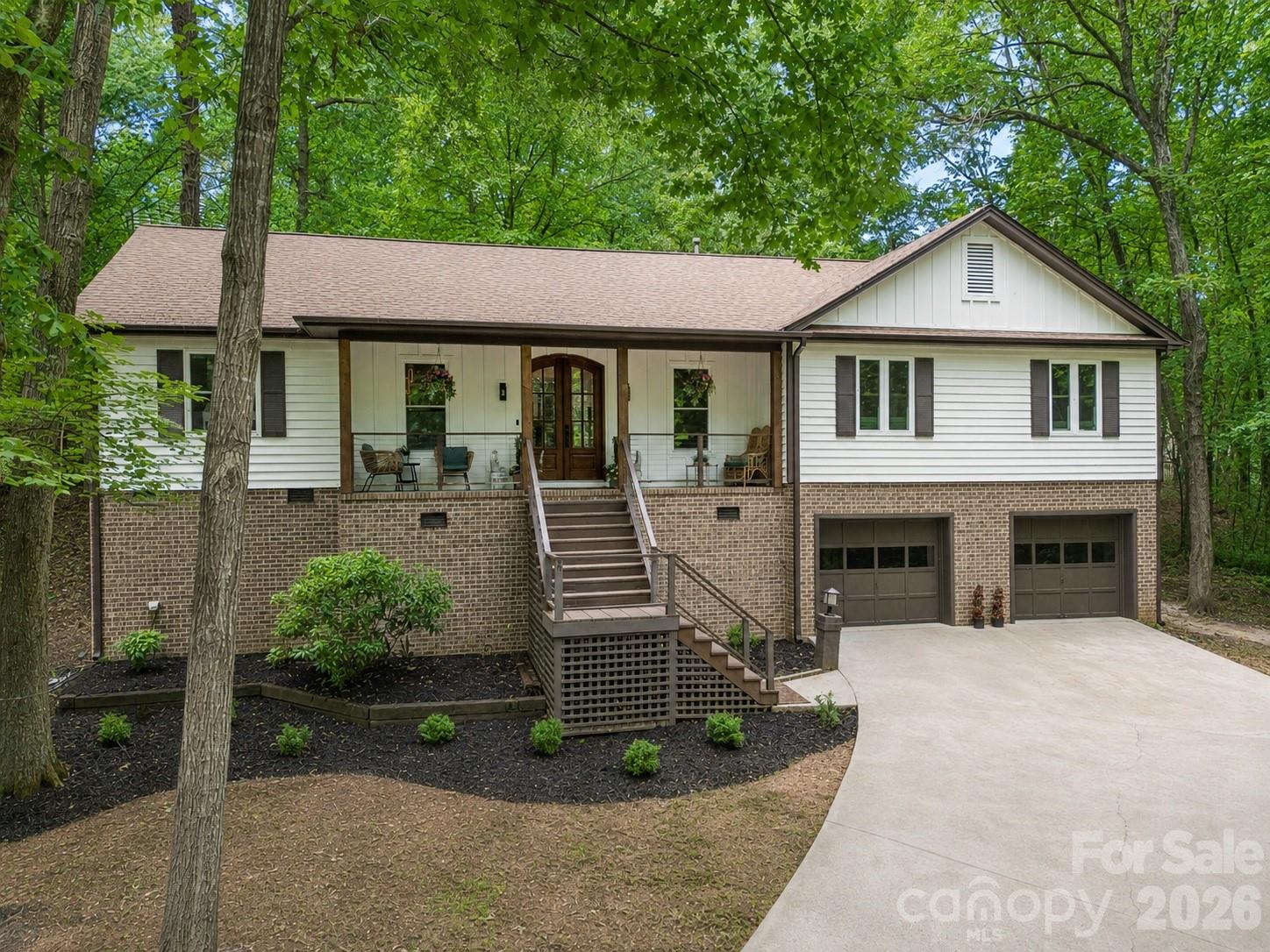 16 Tanglewood Road Property Photo 1