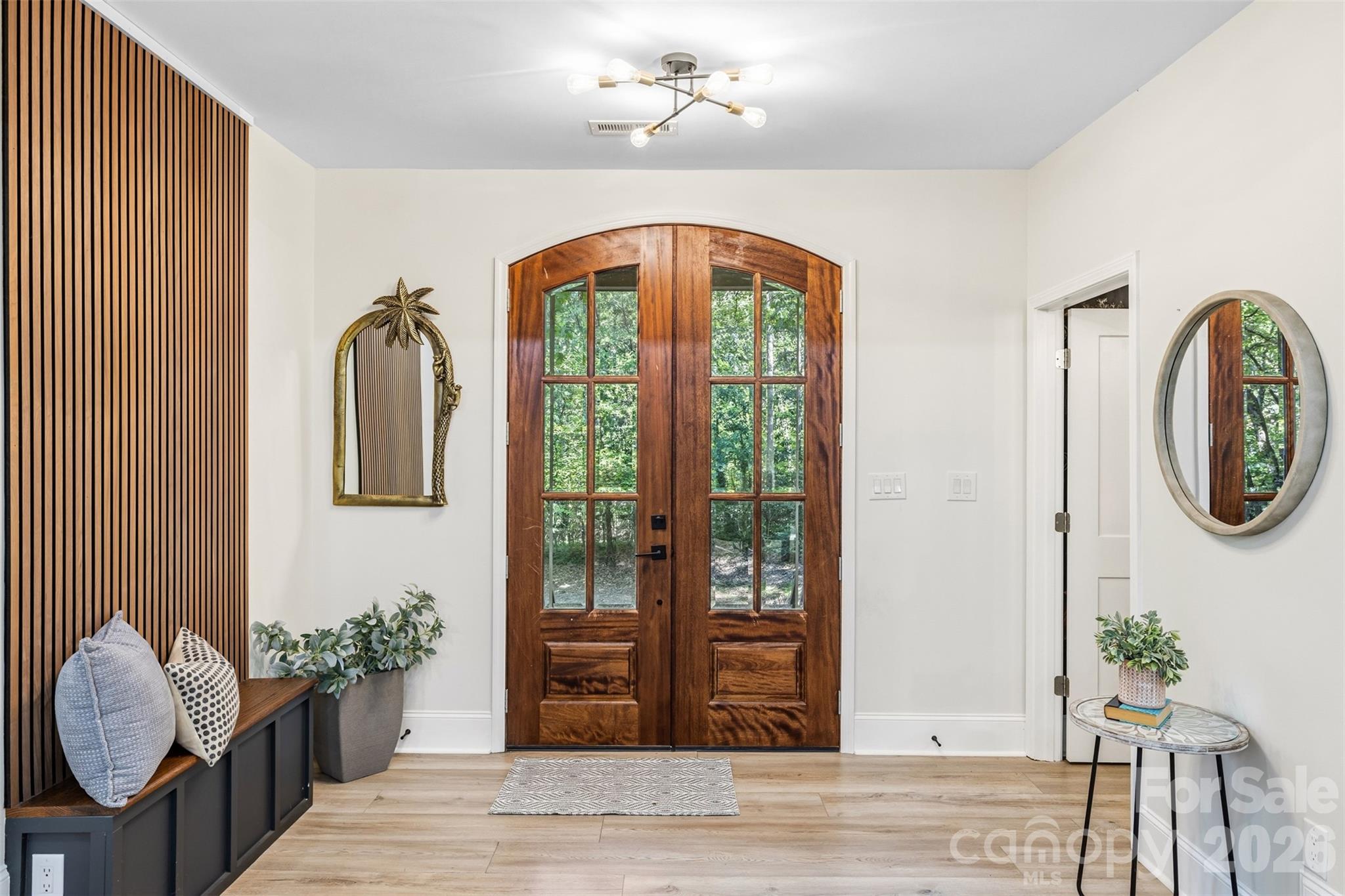 16 Tanglewood Road Property Photo 1