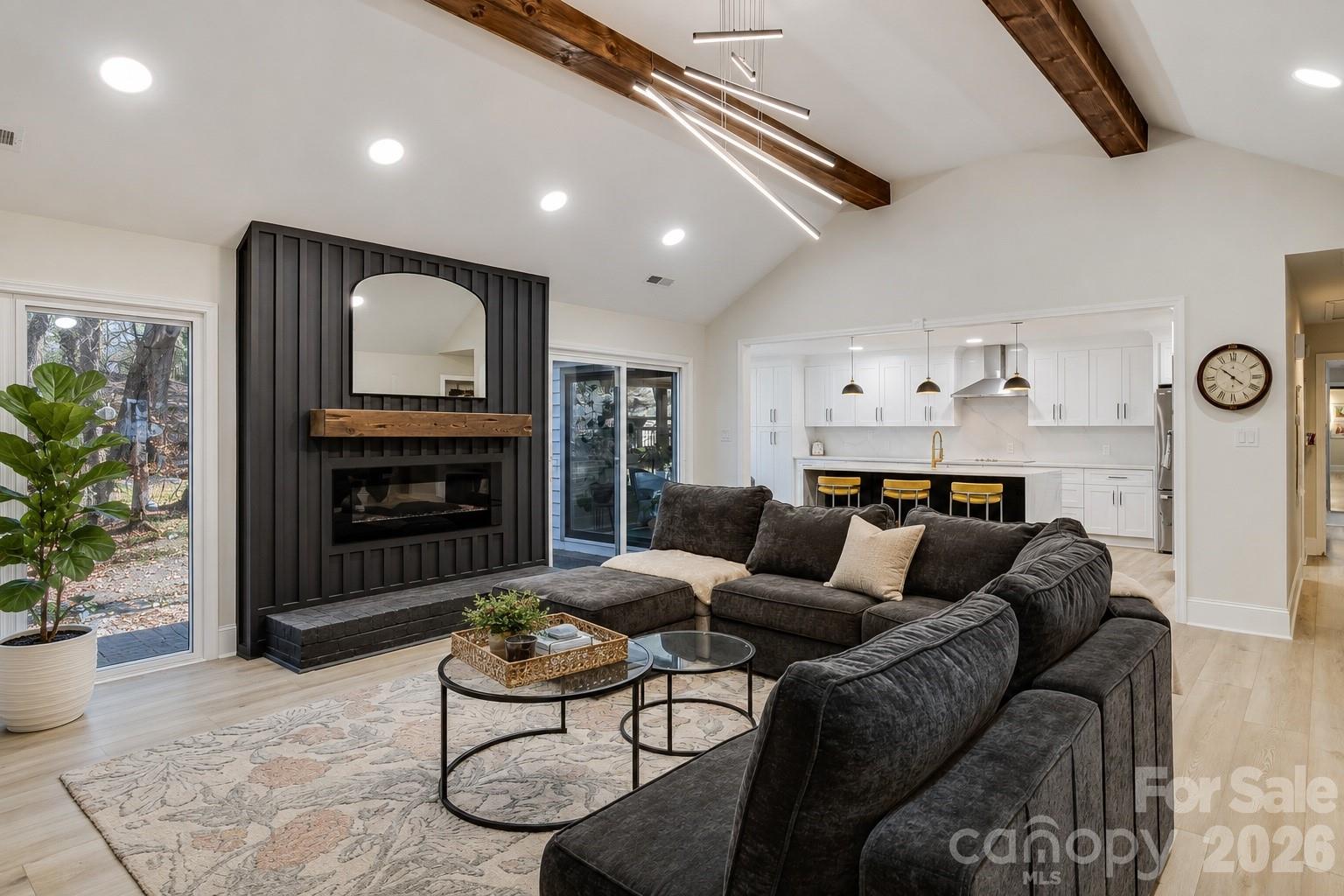 16 Tanglewood Road Property Photo 3
