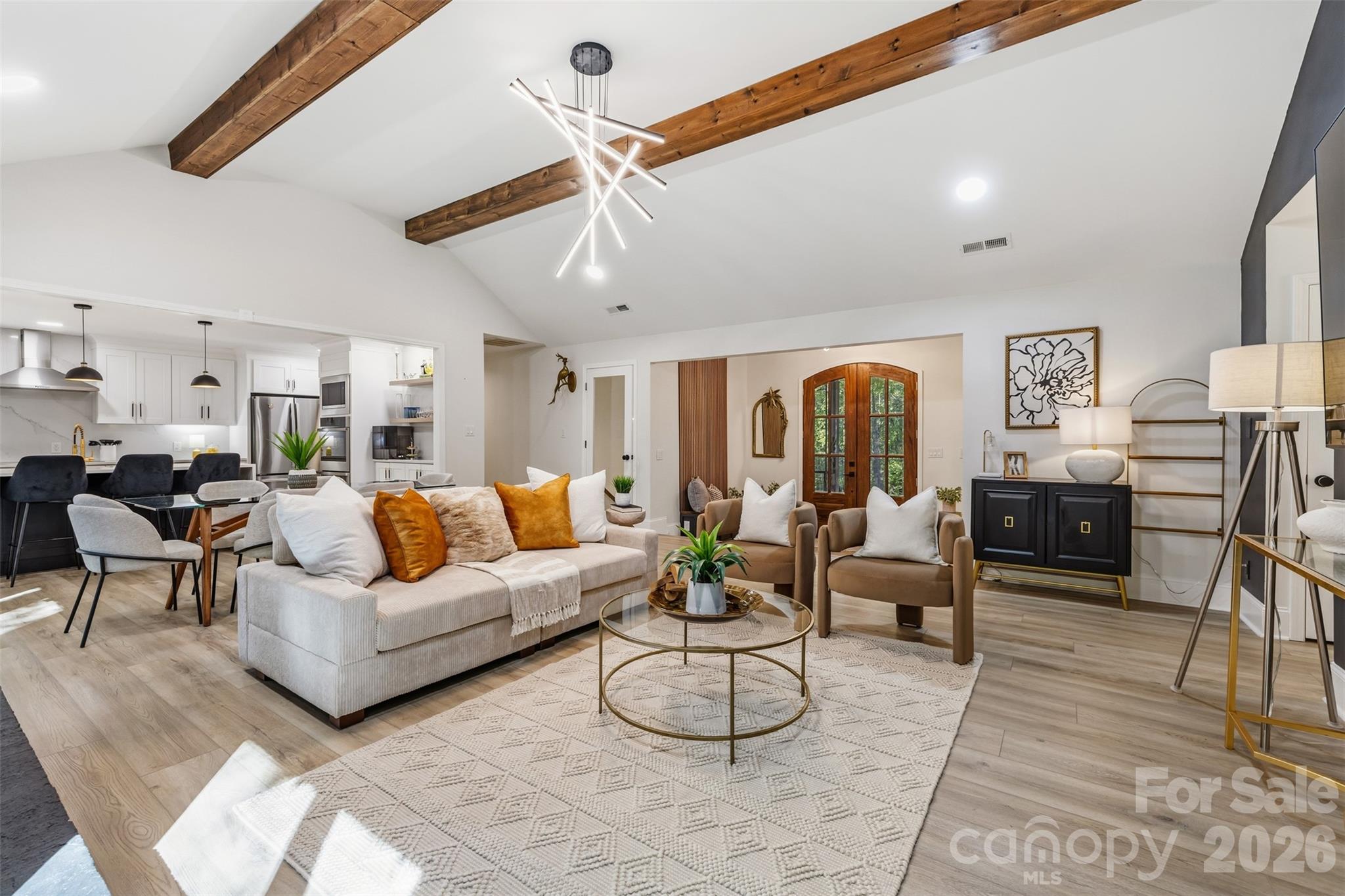 16 Tanglewood Road Property Photo 3