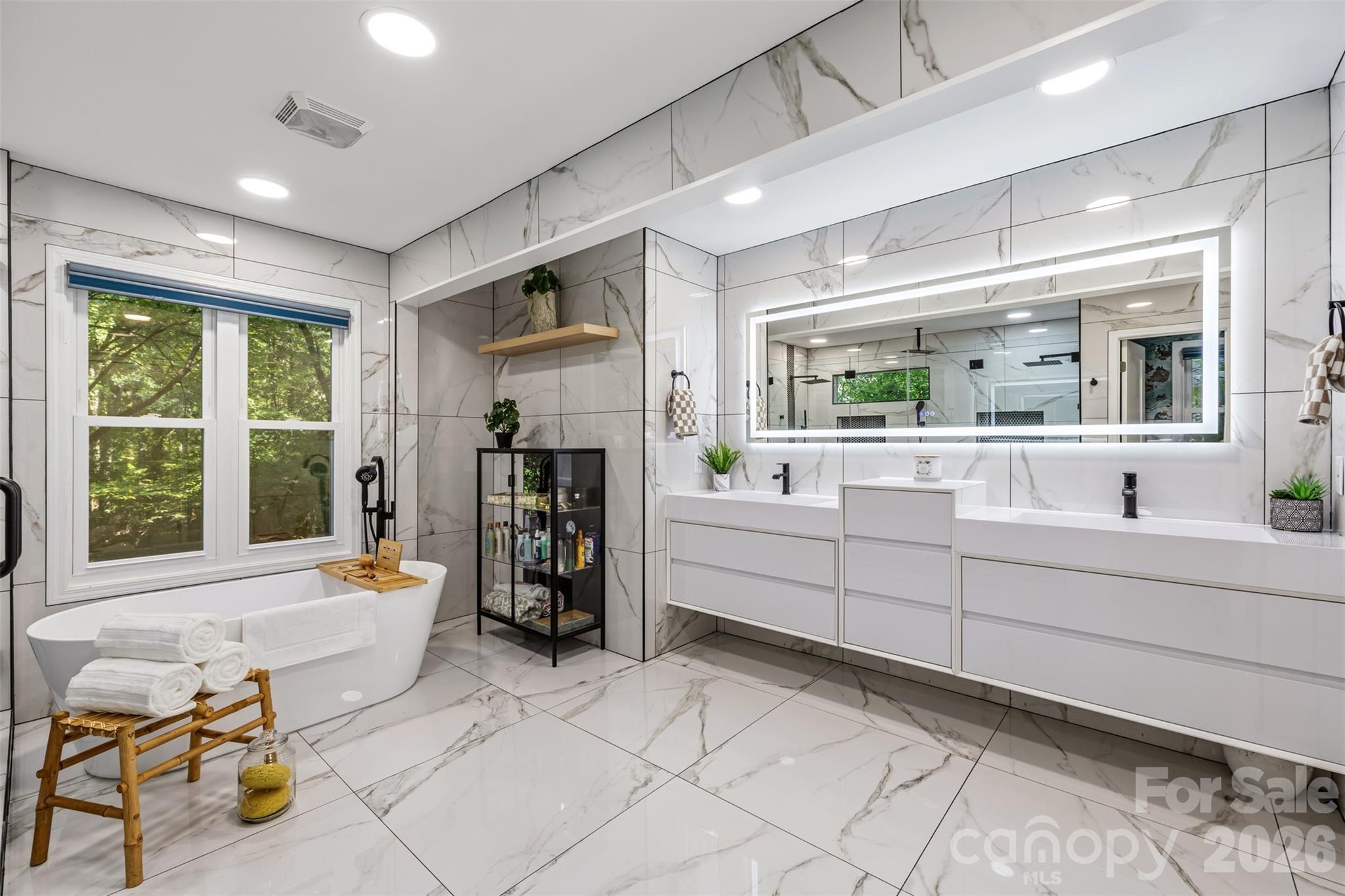 16 Tanglewood Road Property Photo 15