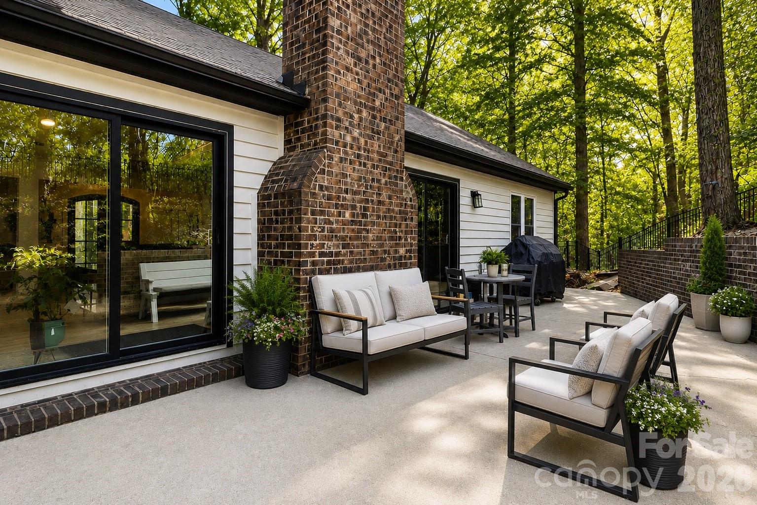 16 Tanglewood Road Property Photo 19