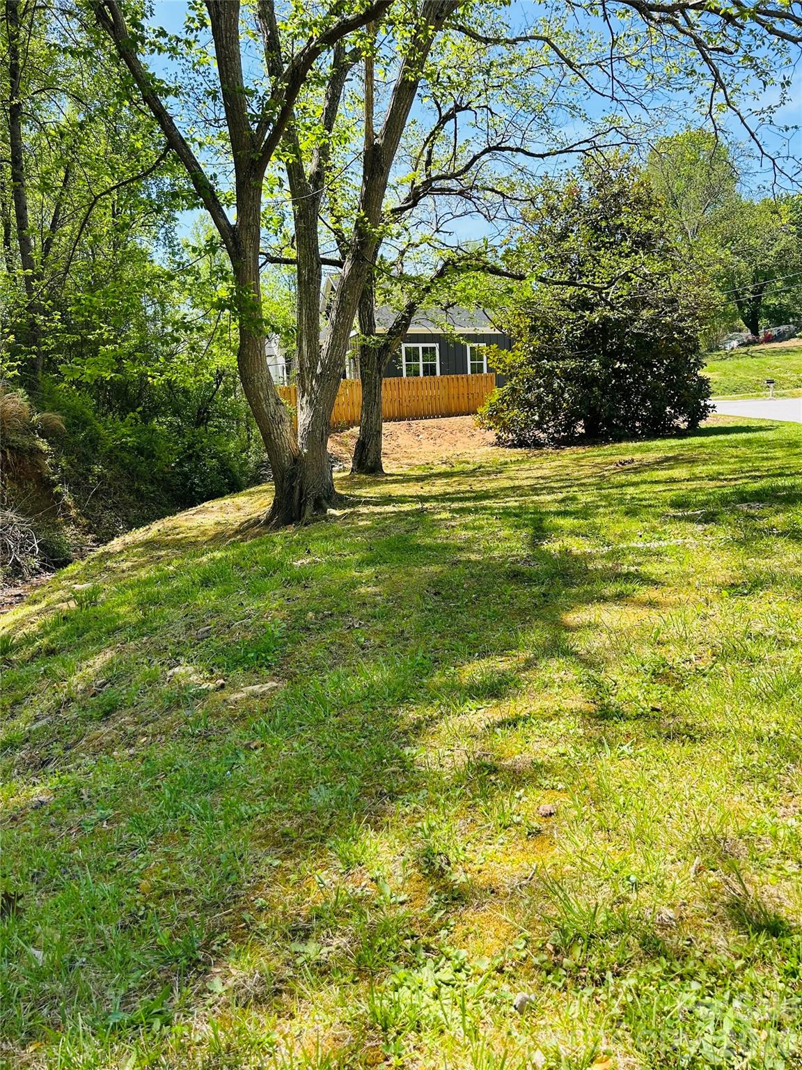 128 W Orchard Street Property Photo 2