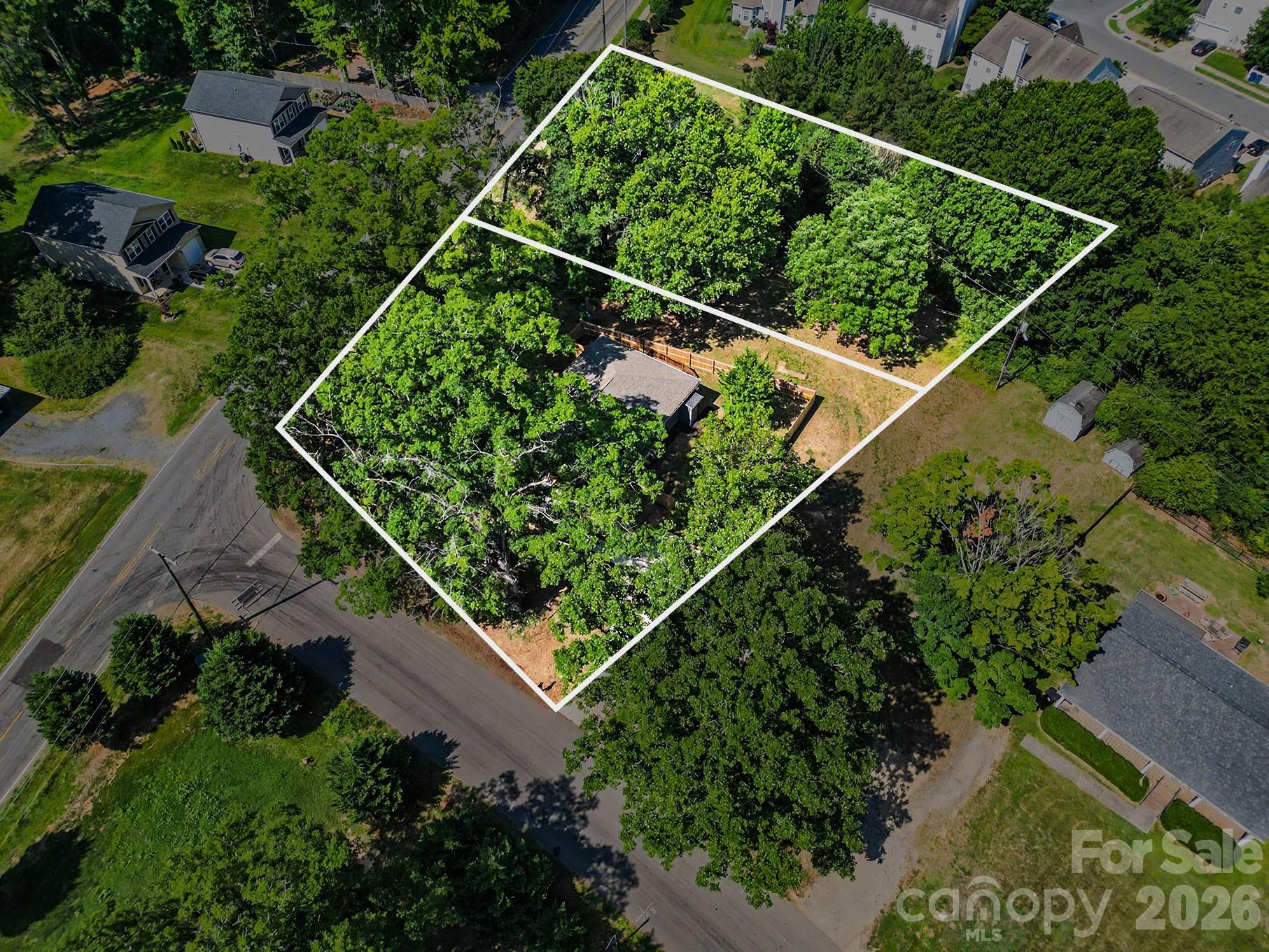 3625 Kelly Road Property Photo 2