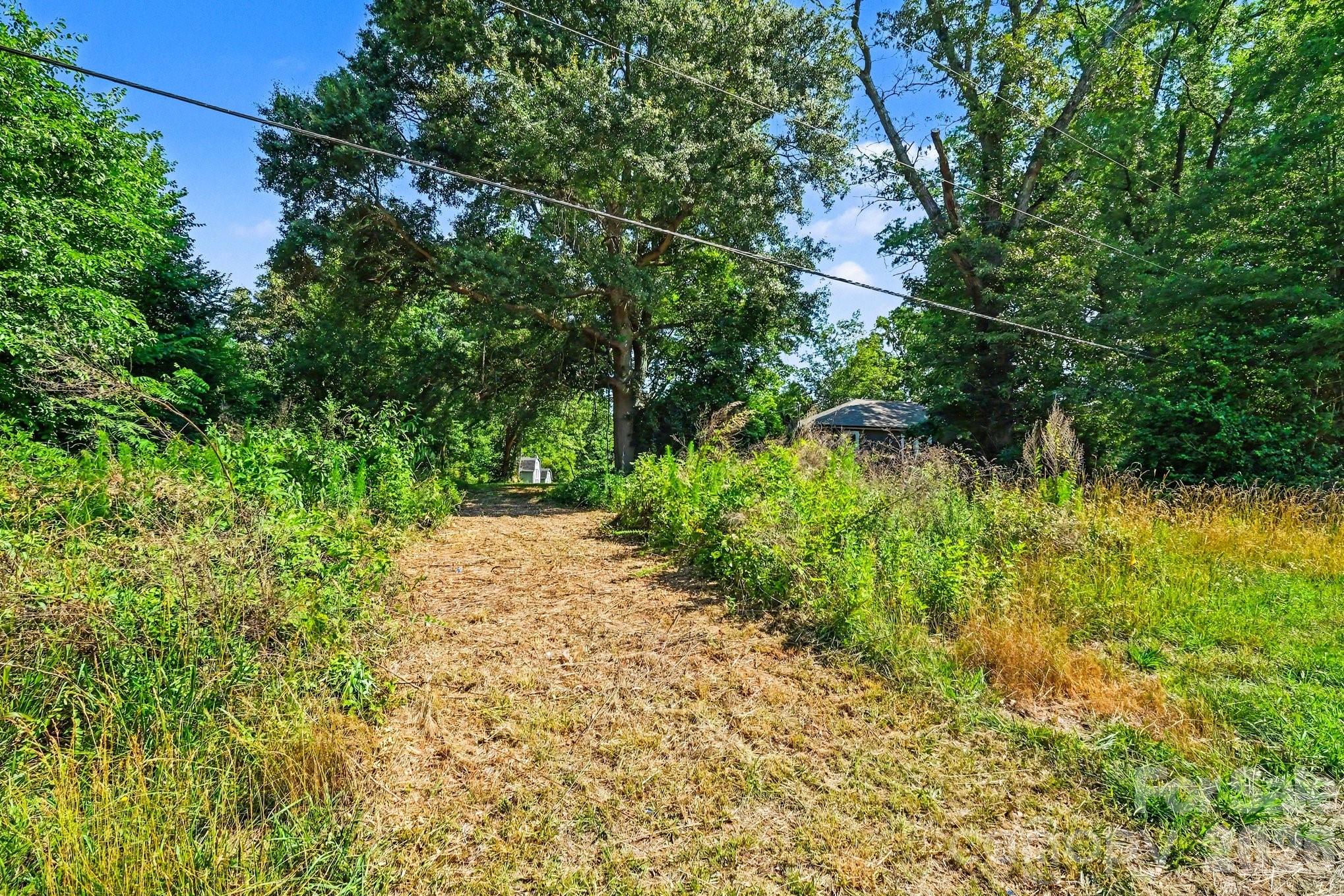 3625 Kelly Road Property Photo 6