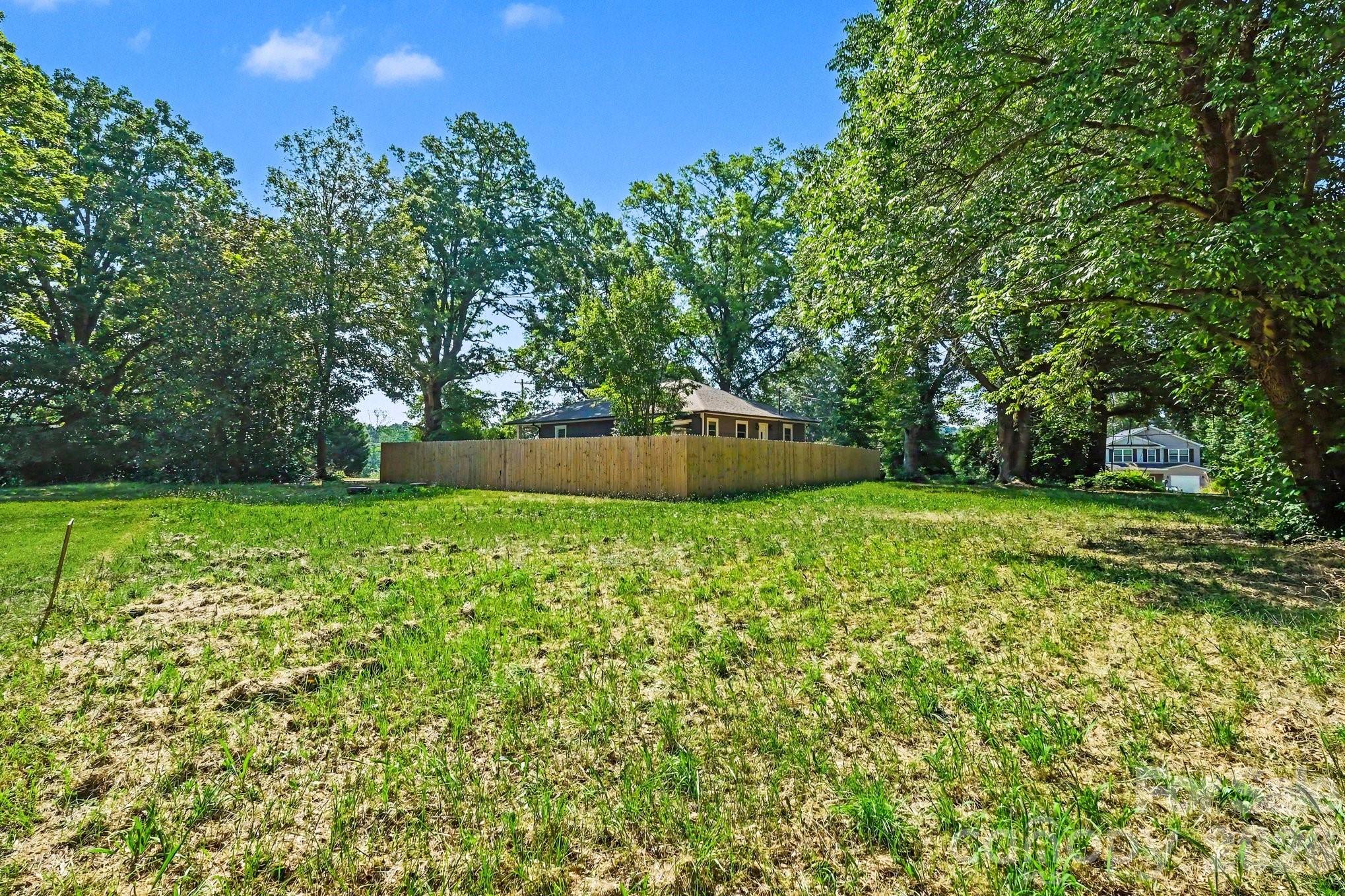 3625 Kelly Road Property Photo 7